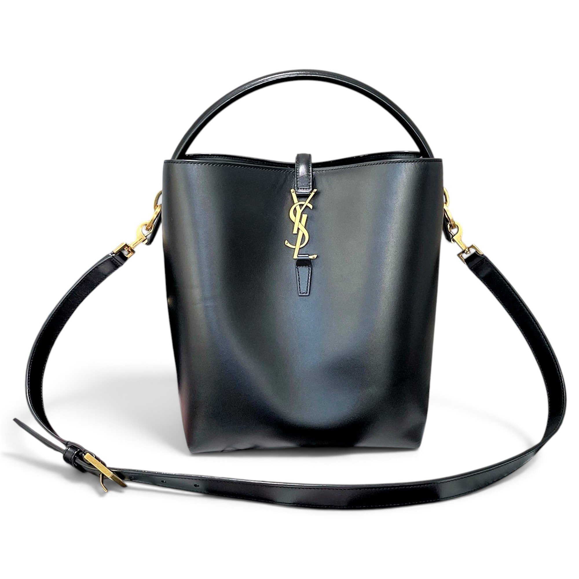 Le 37 leather handbag