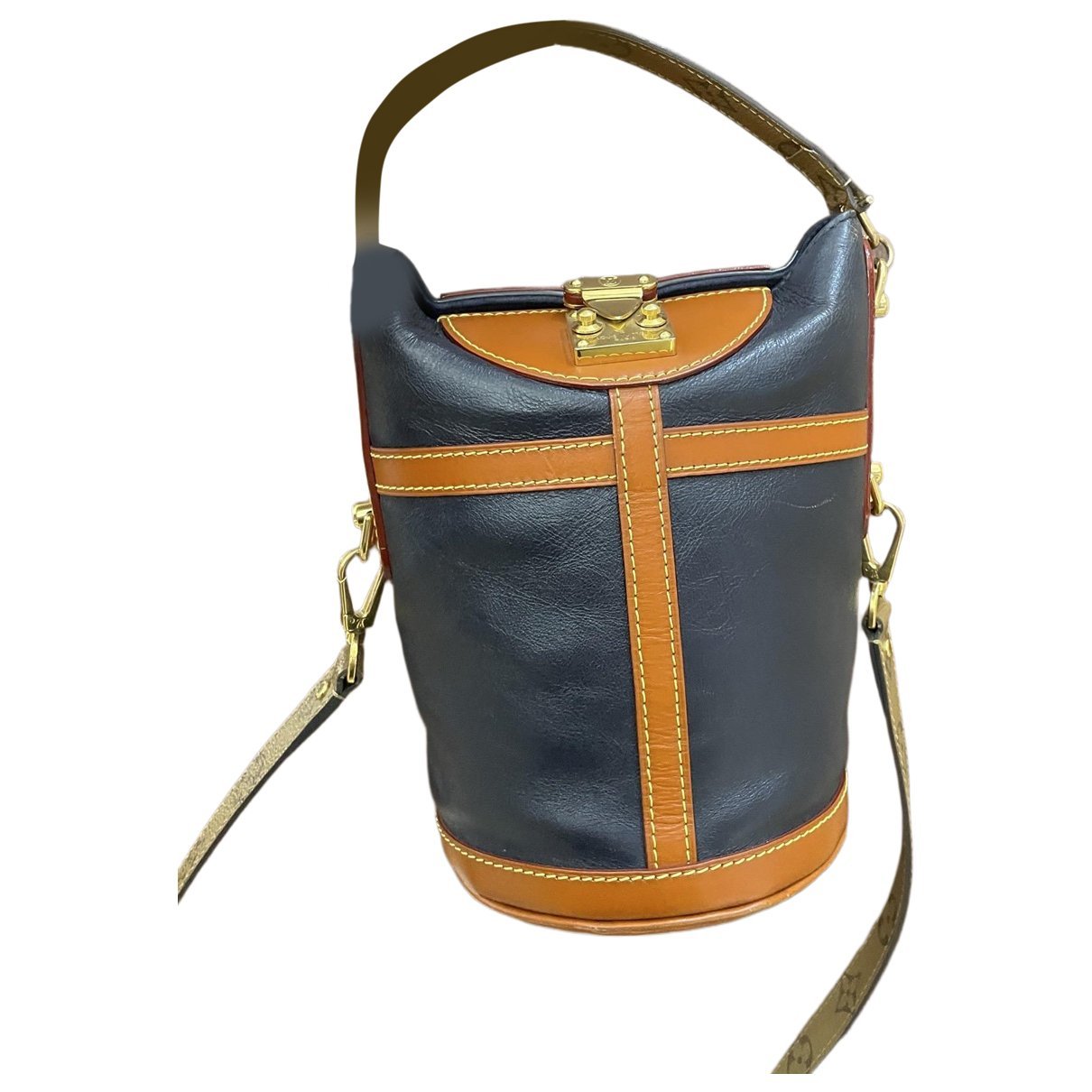 Duffle leather handbag