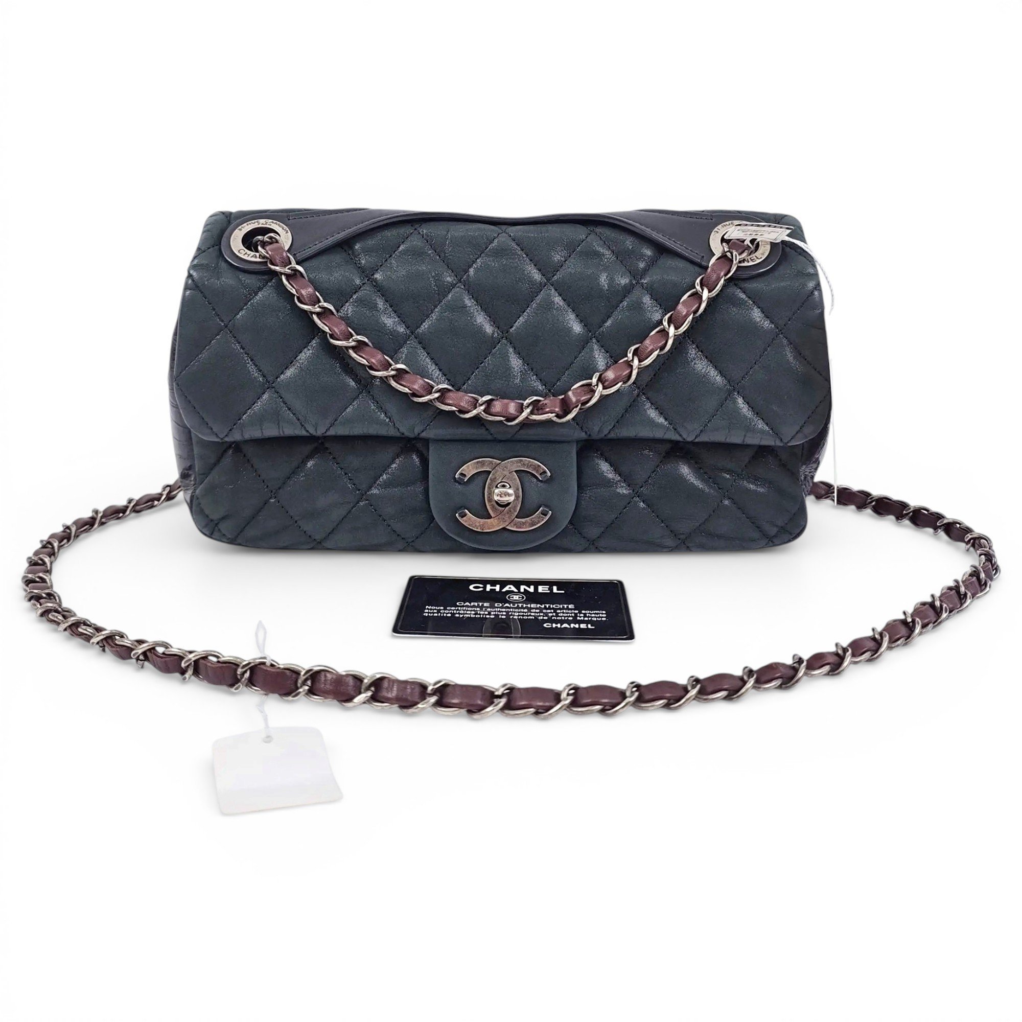 Timeless/Classique leather handbag