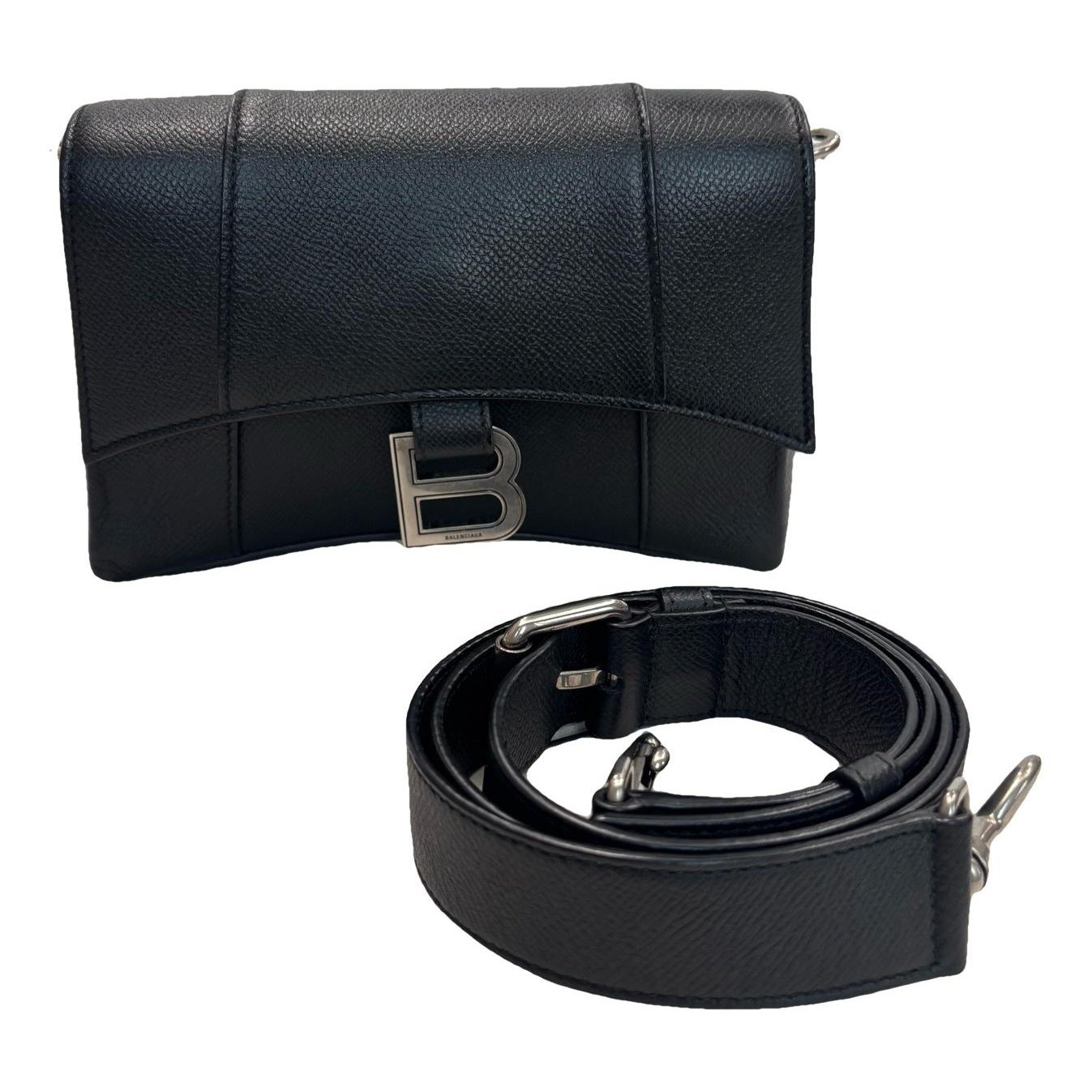 Downtown leather handbag