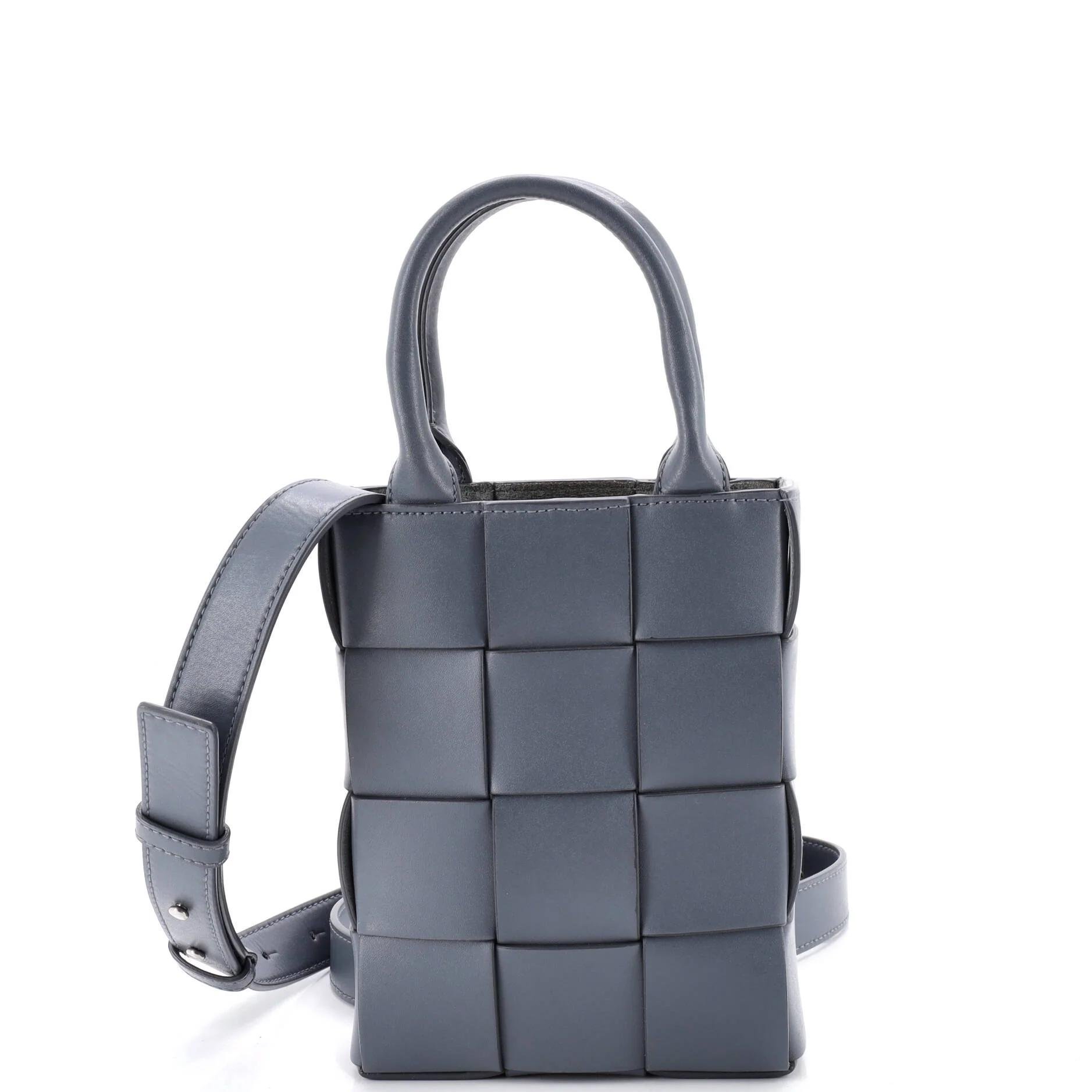 Leather tote