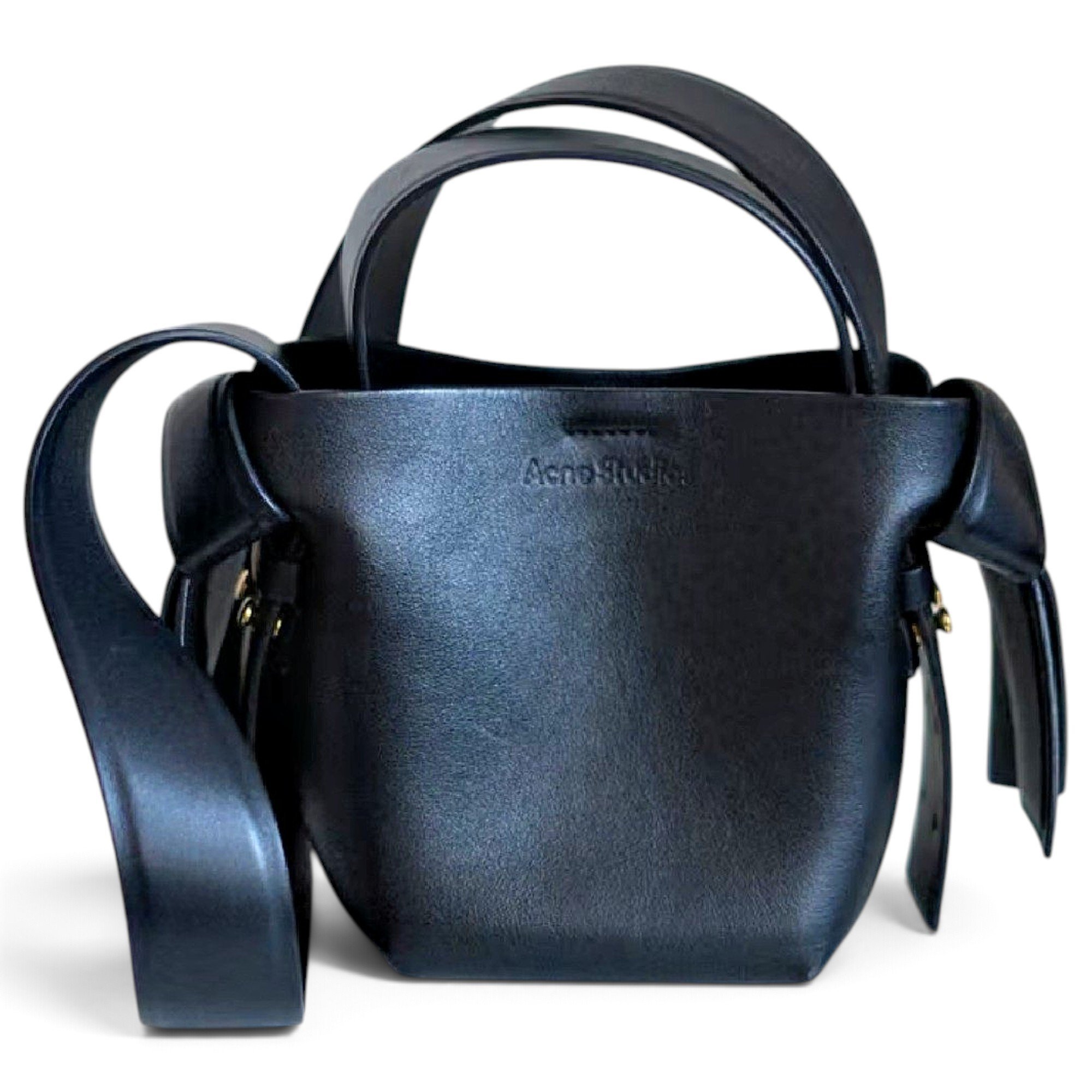 Musubi leather handbag