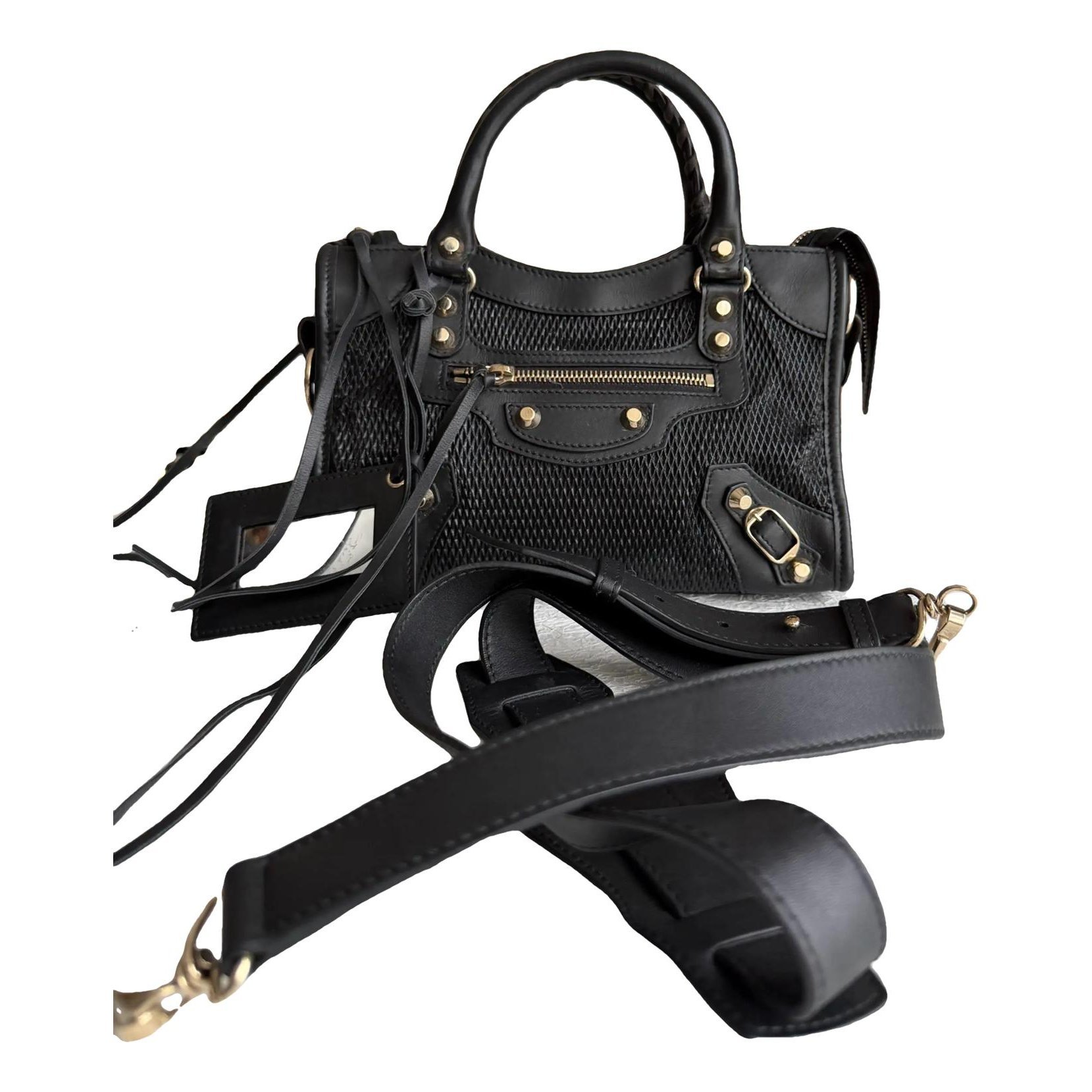 City leather crossbody bag