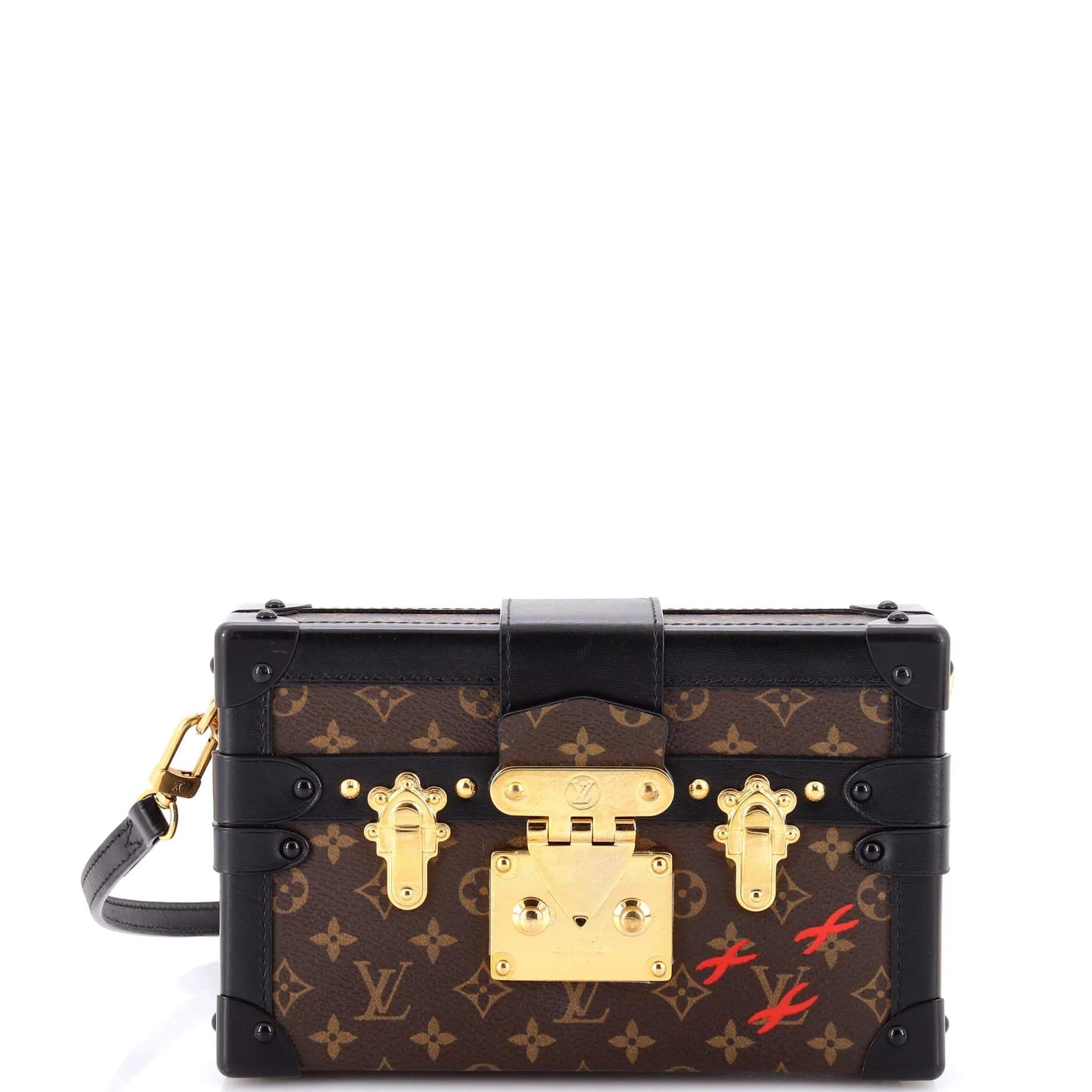 Cloth clutch bag