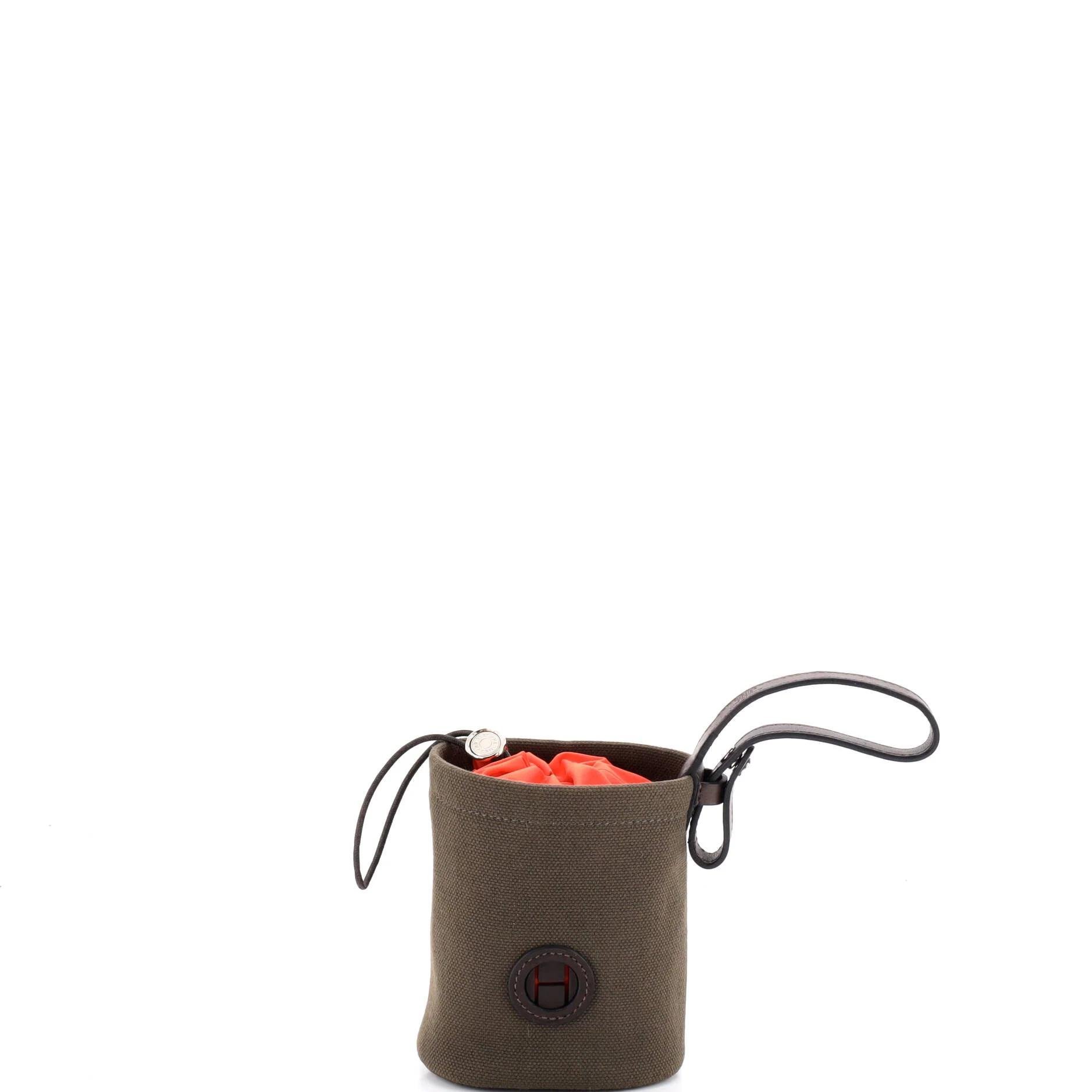 Cloth clutch bag