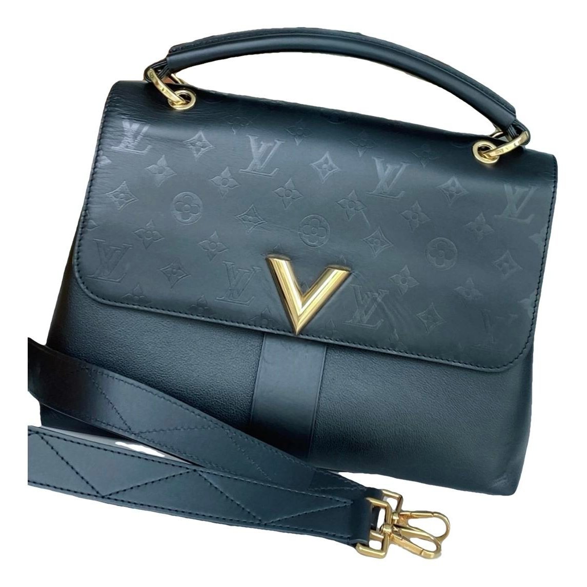 One Handle very leather handbag