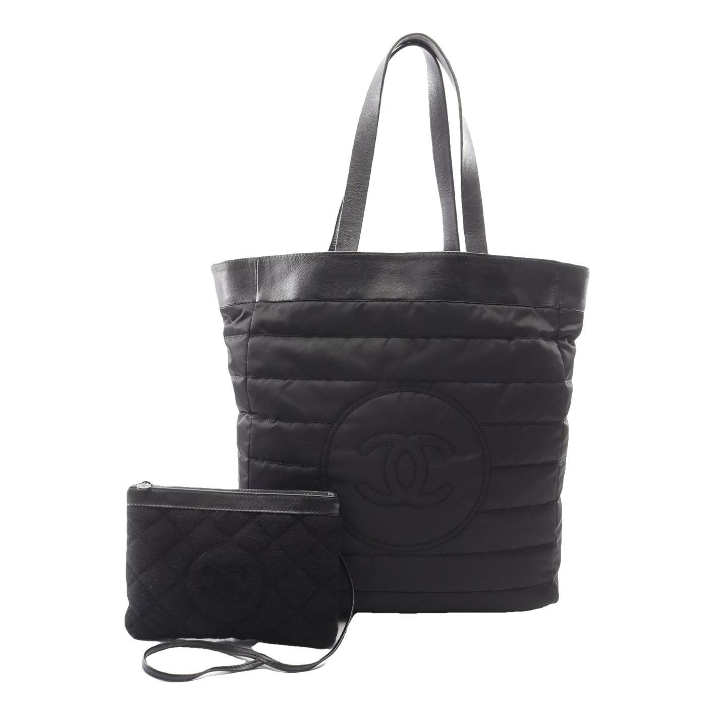 Leather tote