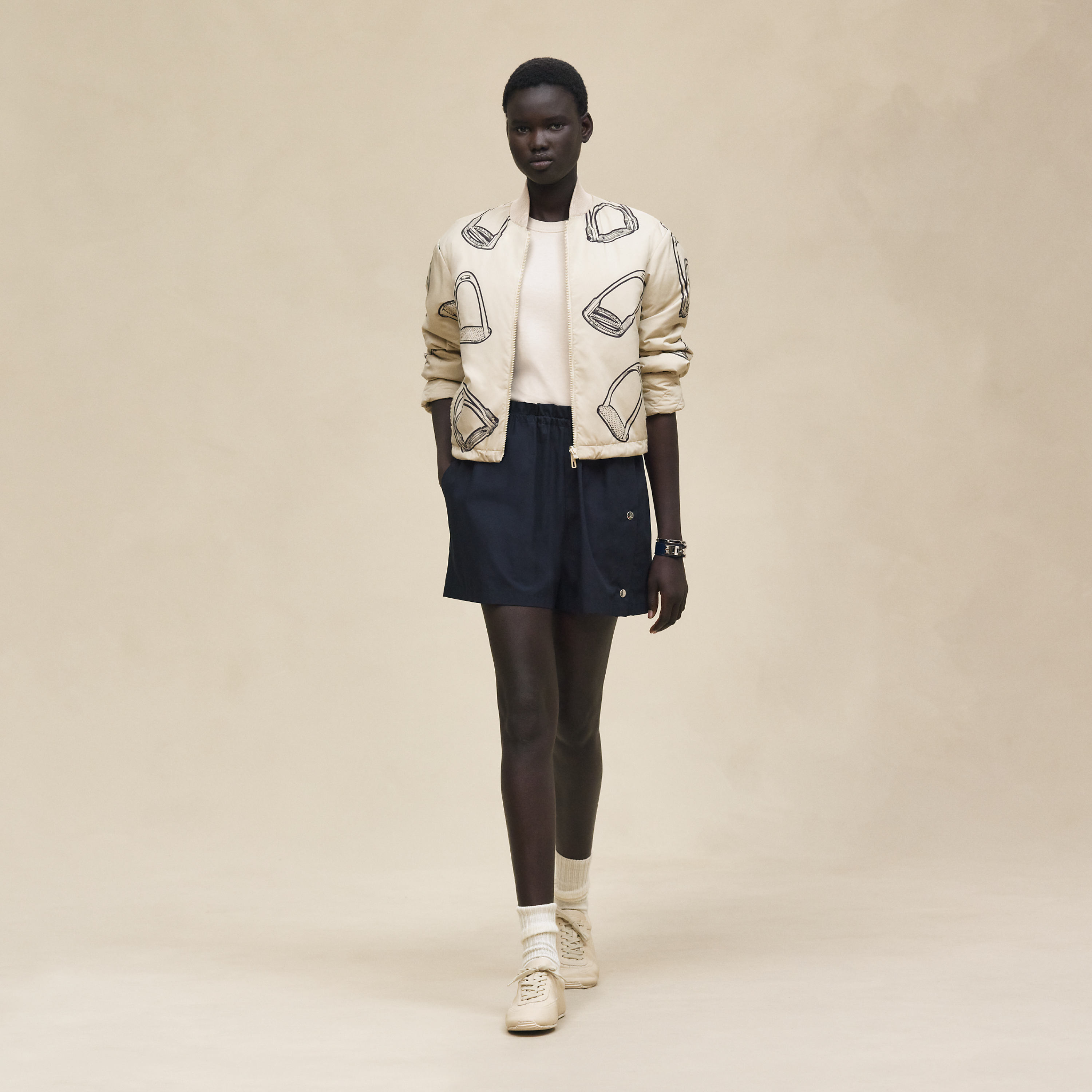 Shorts with elastic waist