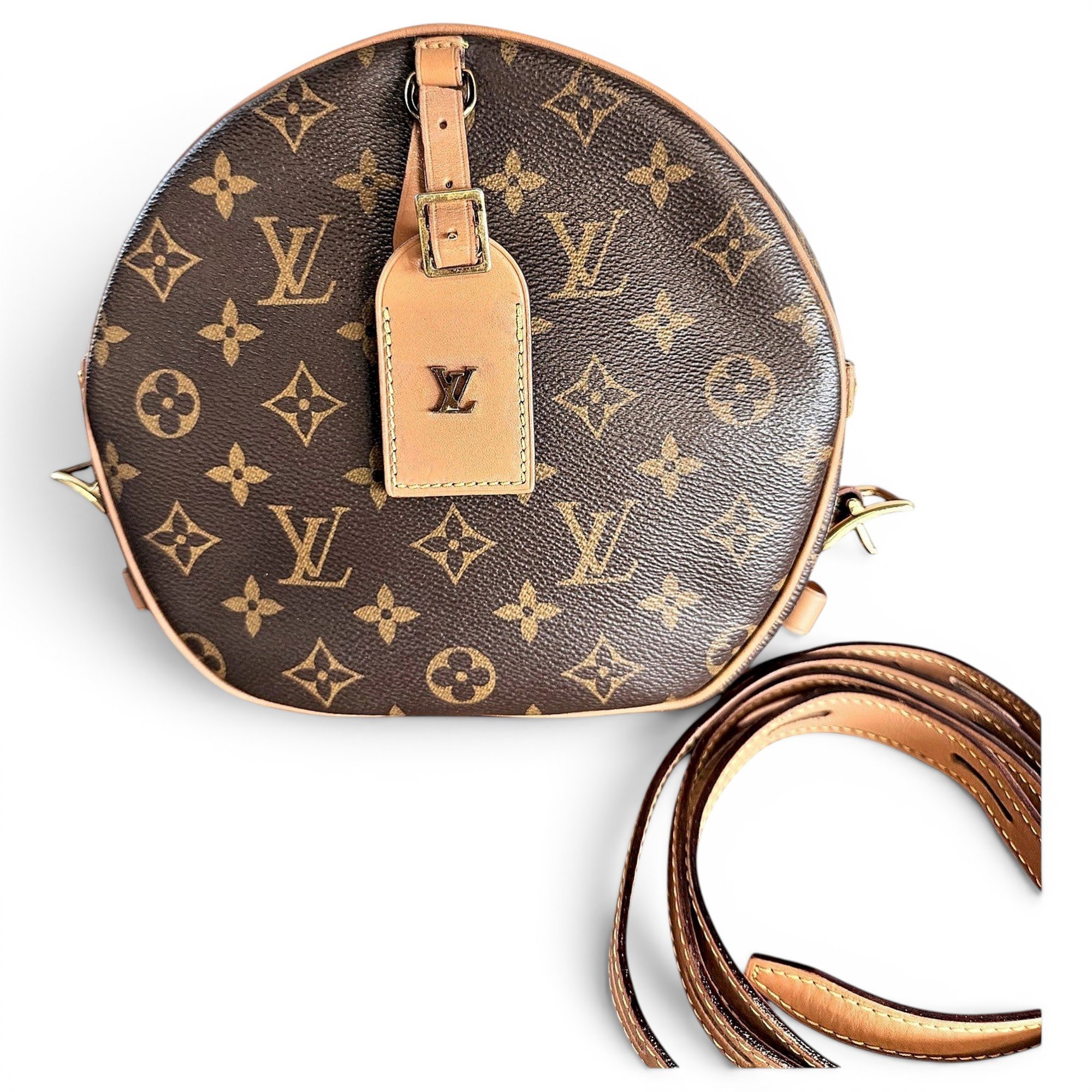 Boîte chapeau souple leather handbag