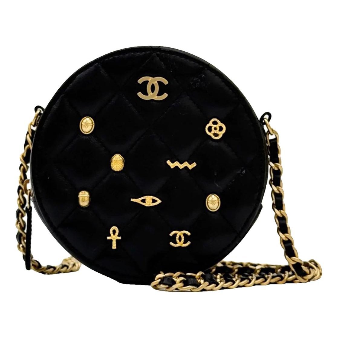 Chanel 19 leather handbag