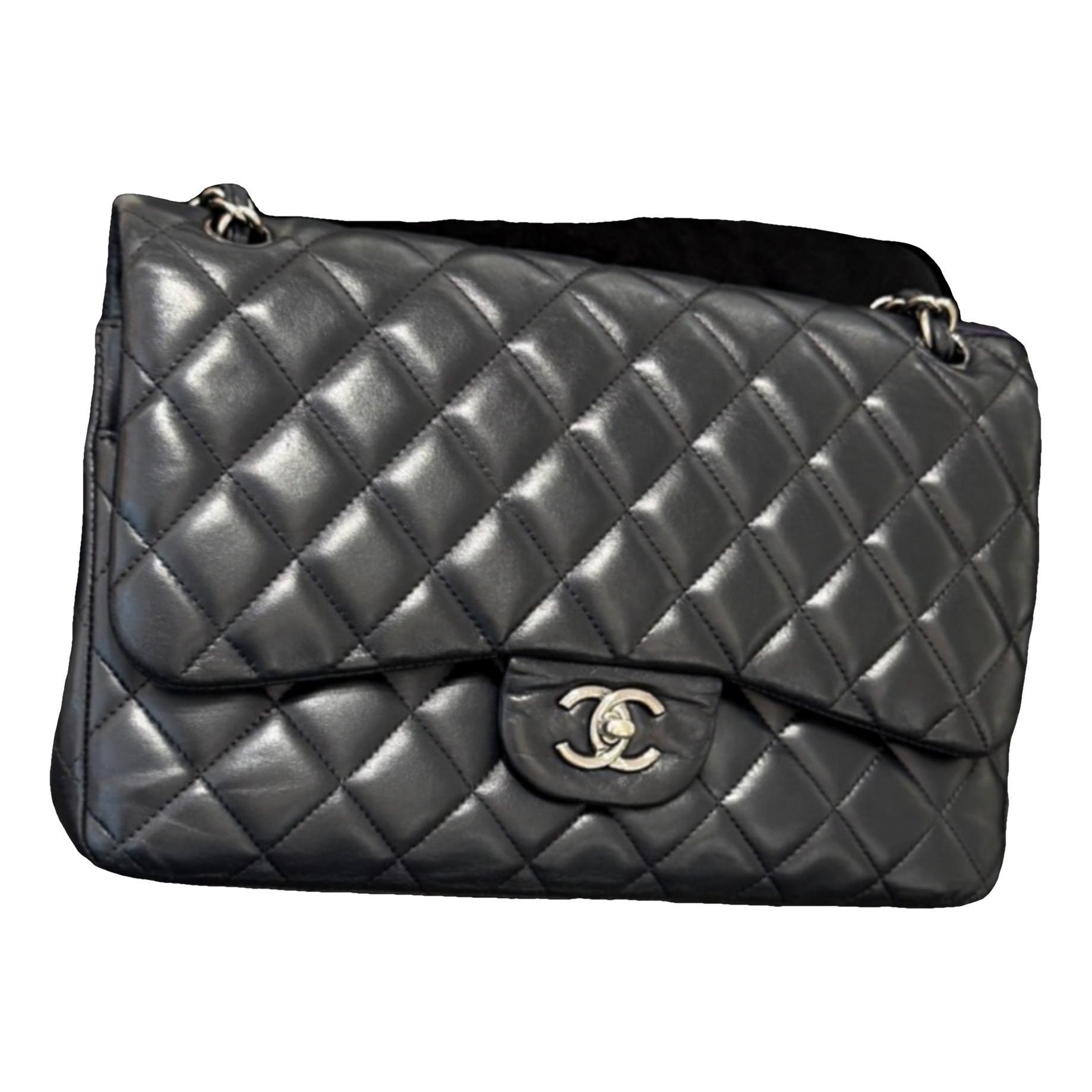 Timeless/Classique leather crossbody bag