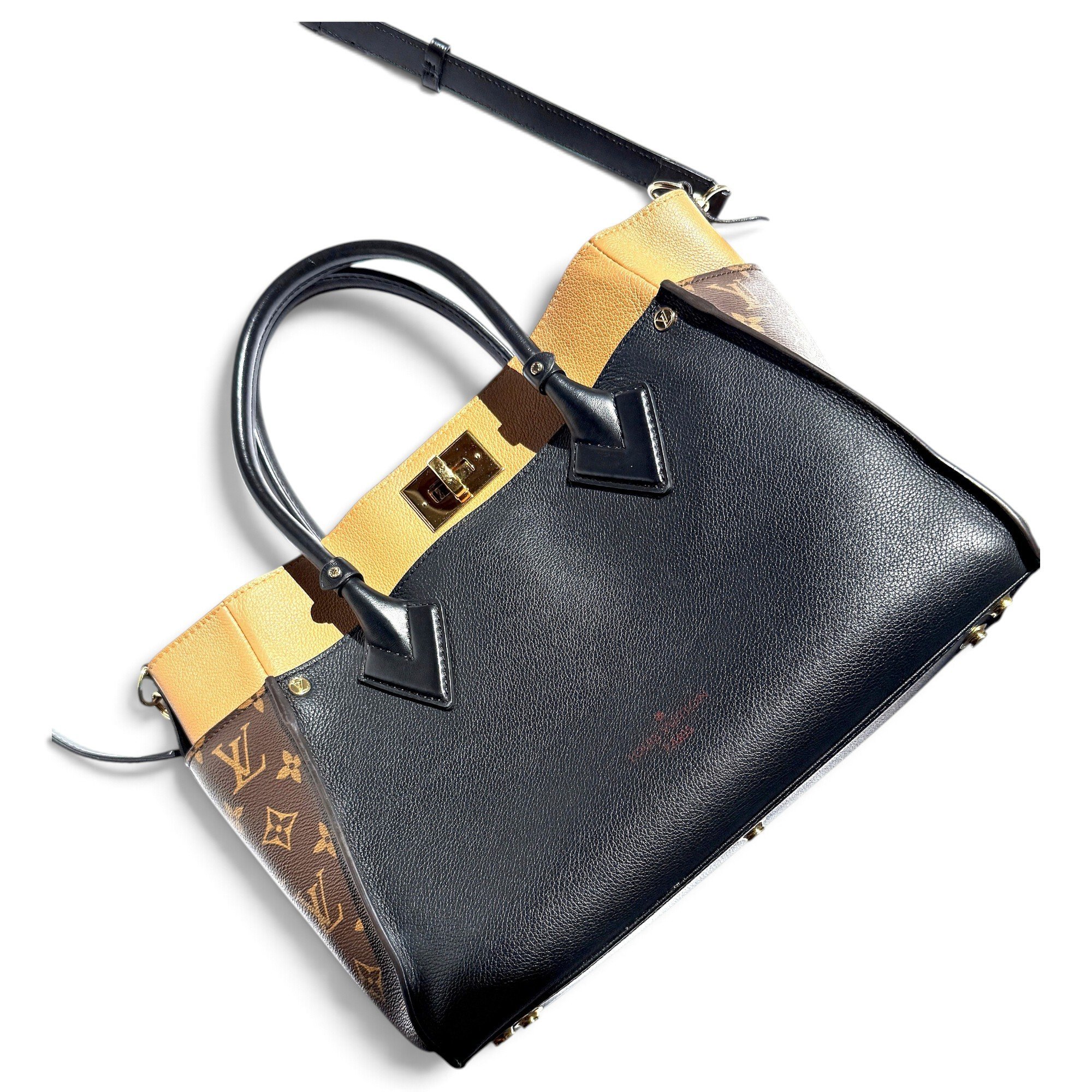 On My Side leather handbag