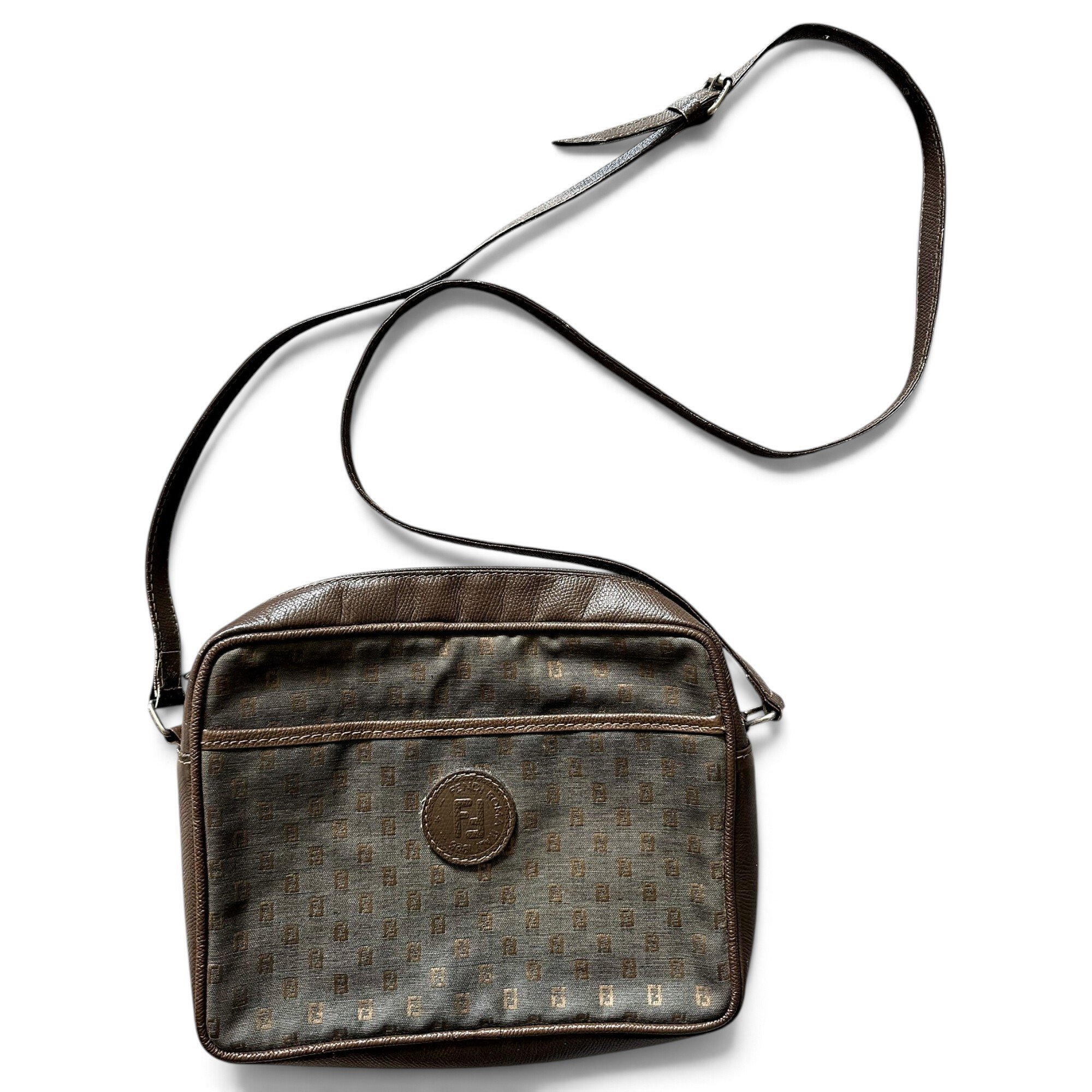 Leather crossbody bag
