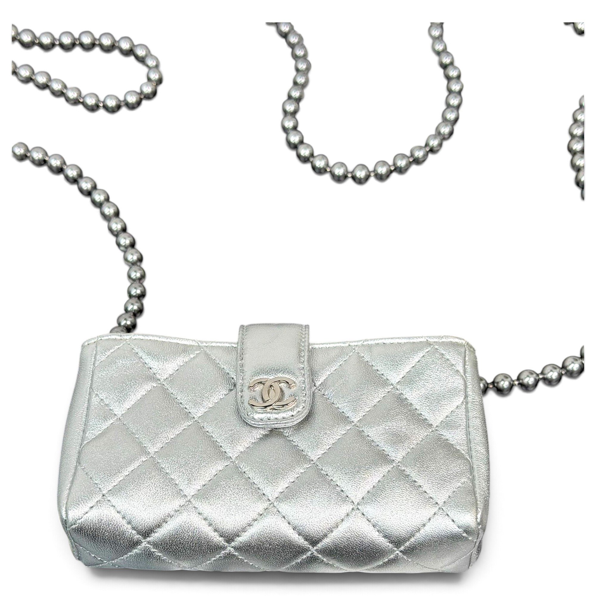 Timeless/Classique leather crossbody bag