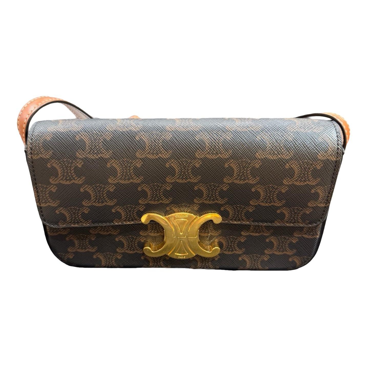 Triomphe Long leather handbag