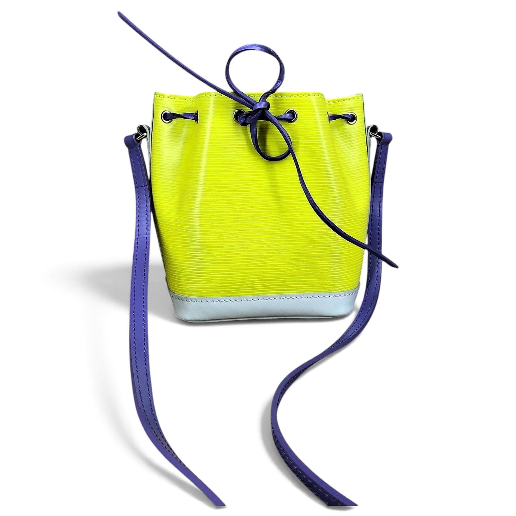 Noé leather handbag