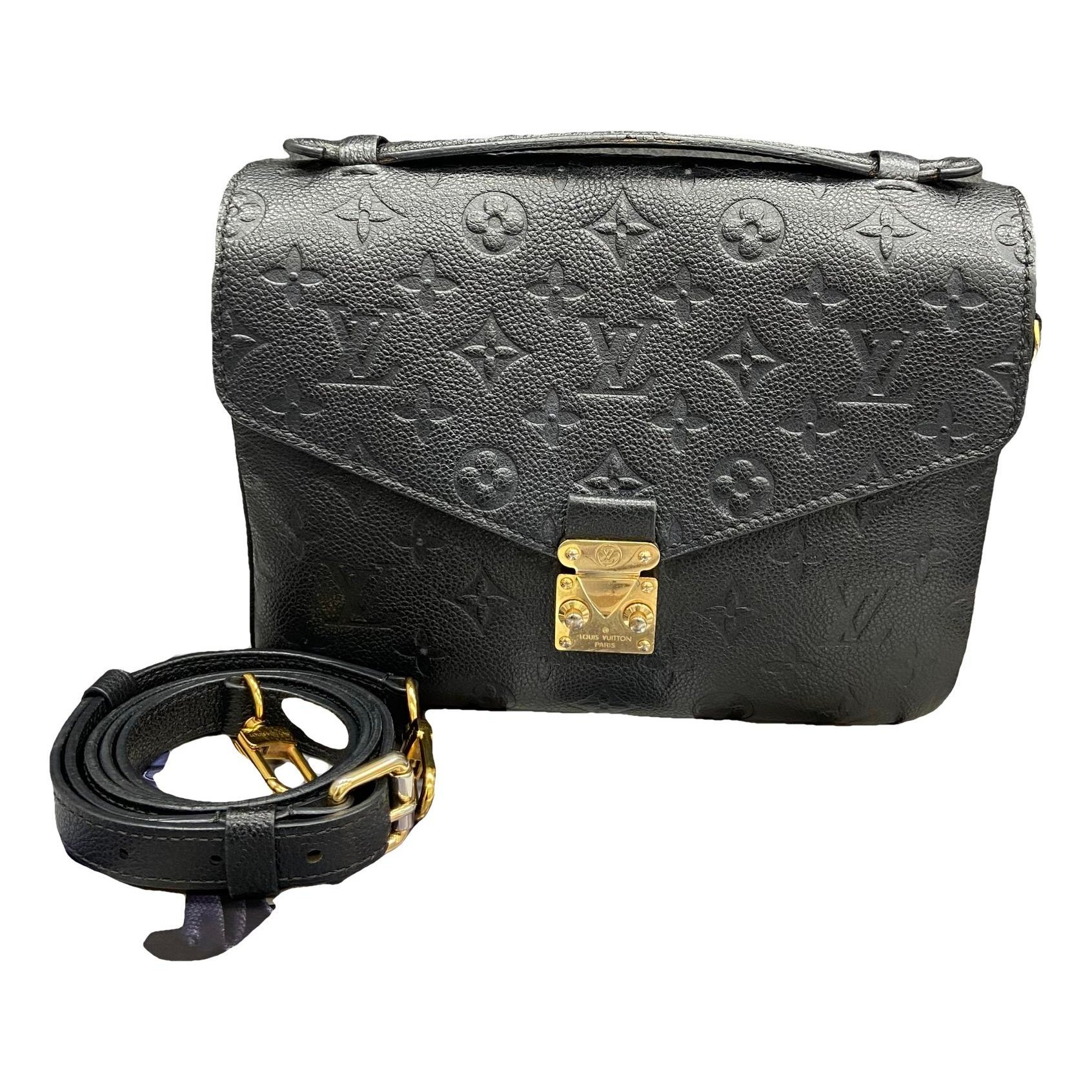 Metis leather handbag
