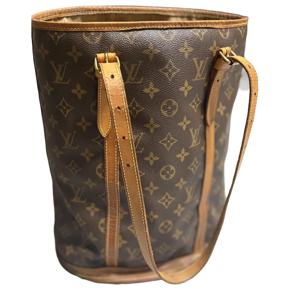 Bucket leather handbag