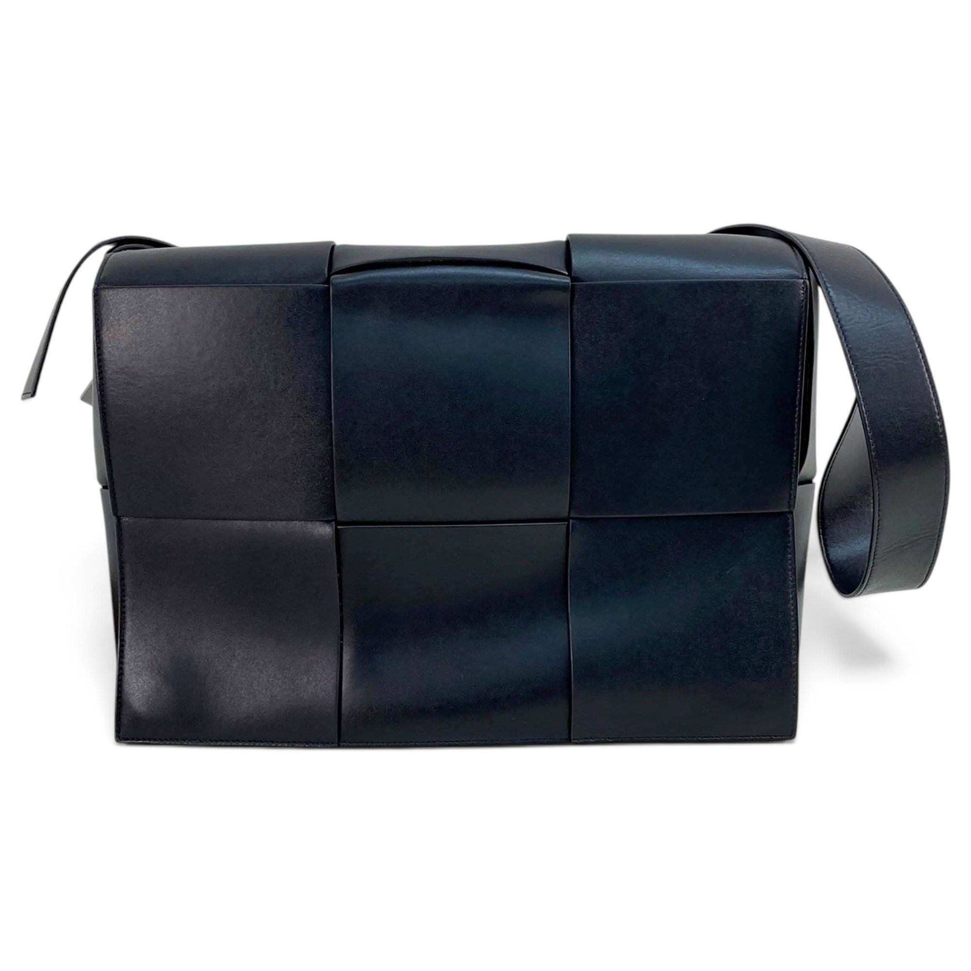 Cassette leather handbag