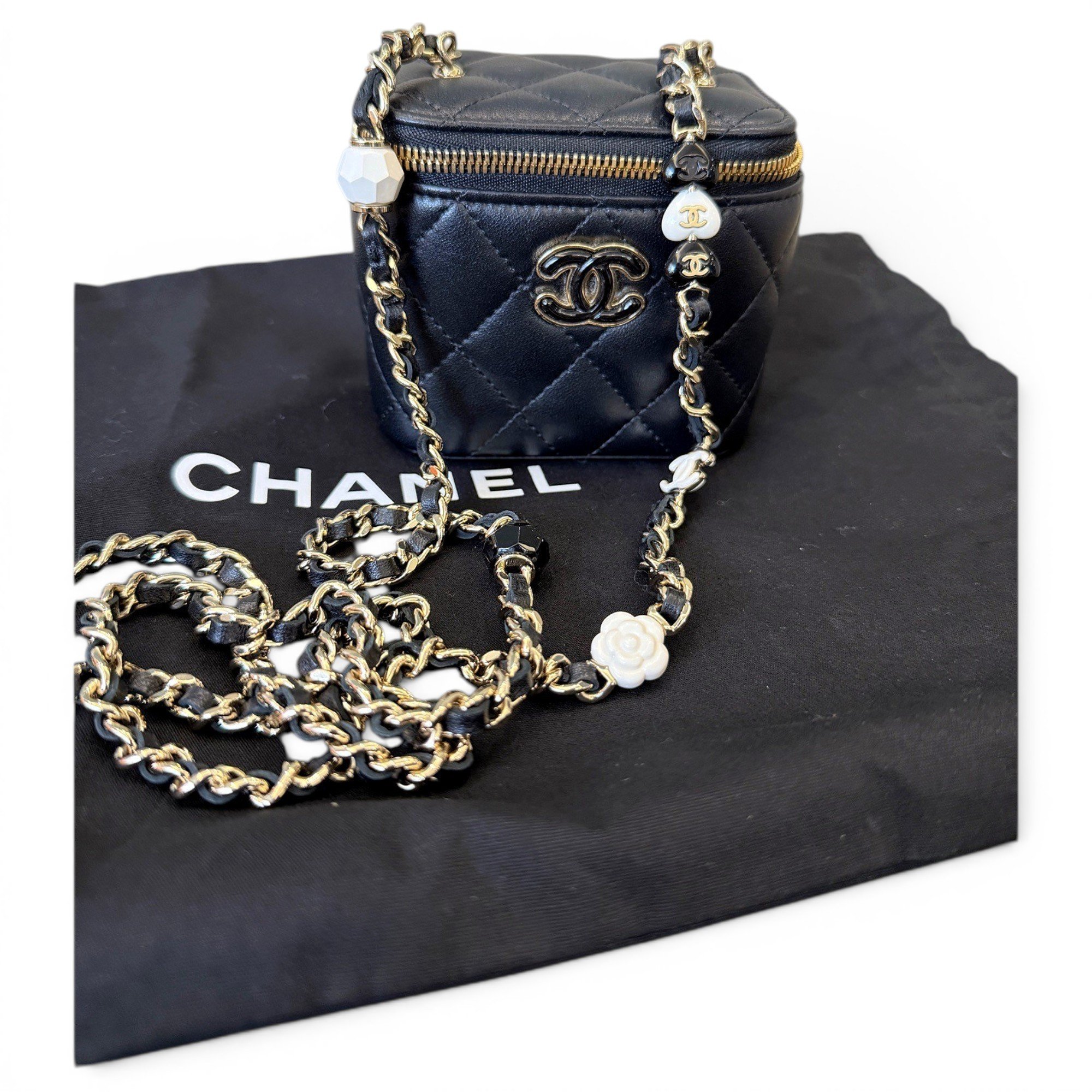 Trendy CC Vanity leather handbag