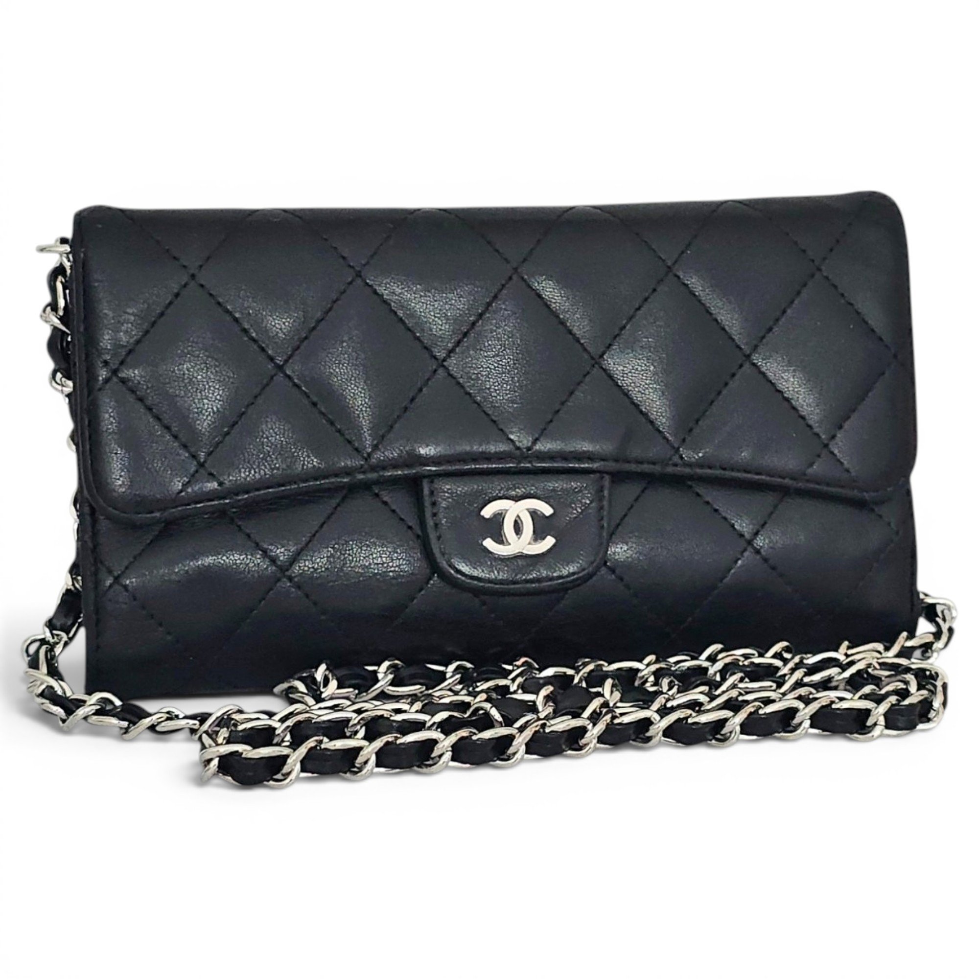 Timeless/Classique leather crossbody bag