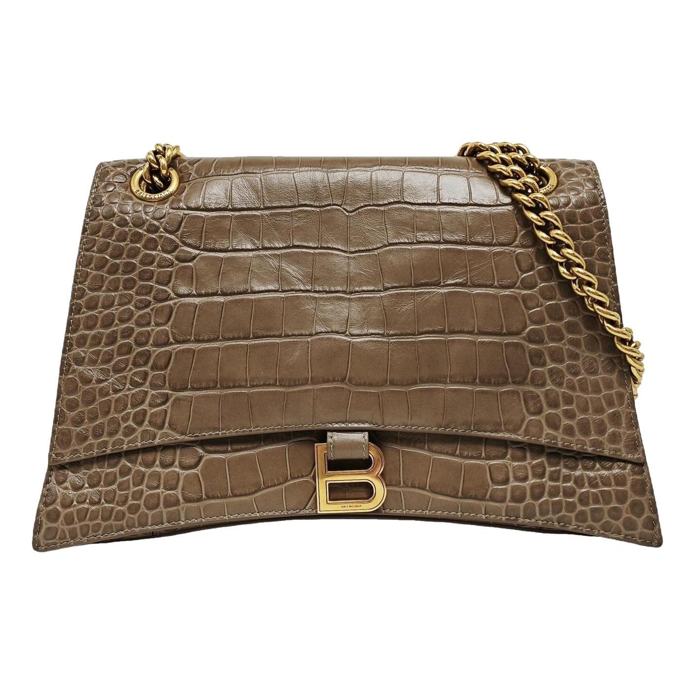 Crush leather handbag