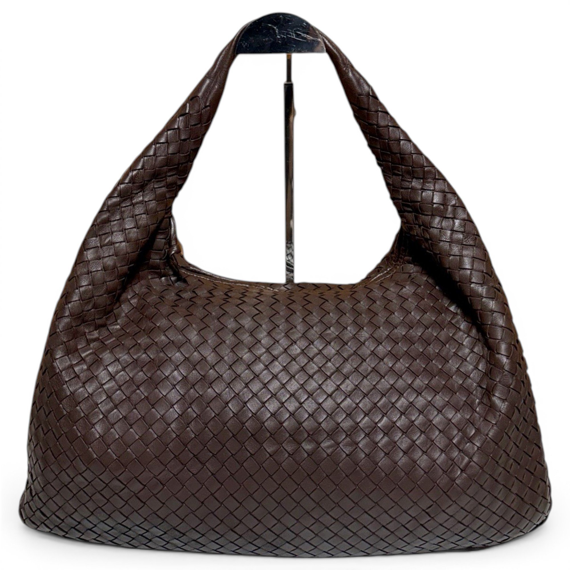 Veneta leather handbag