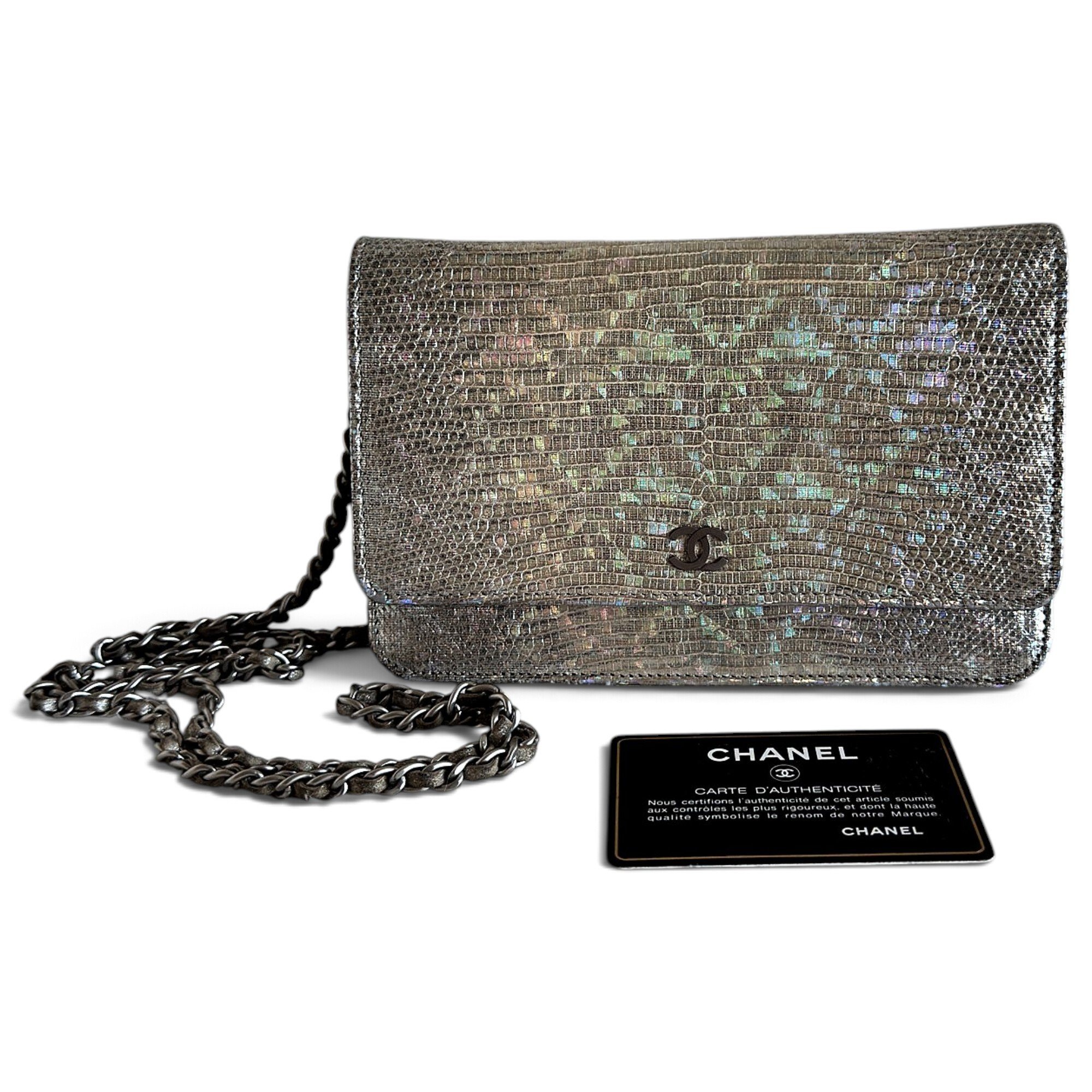 Wallet On Chain Timeless/Classique leather crossbody bag