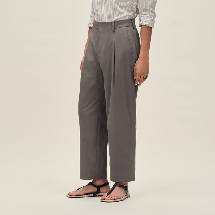 Gris Éléphant Pleated Palerme Pants