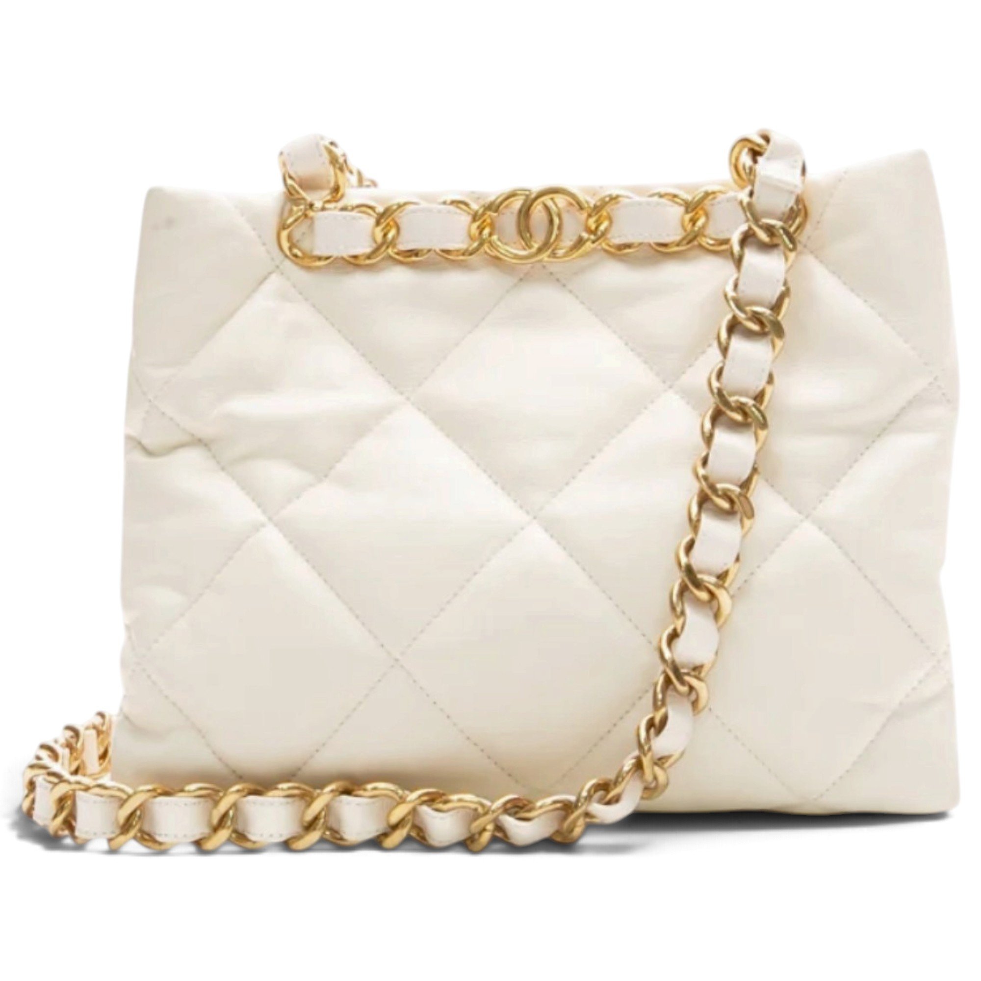 Chanel 22 leather handbag