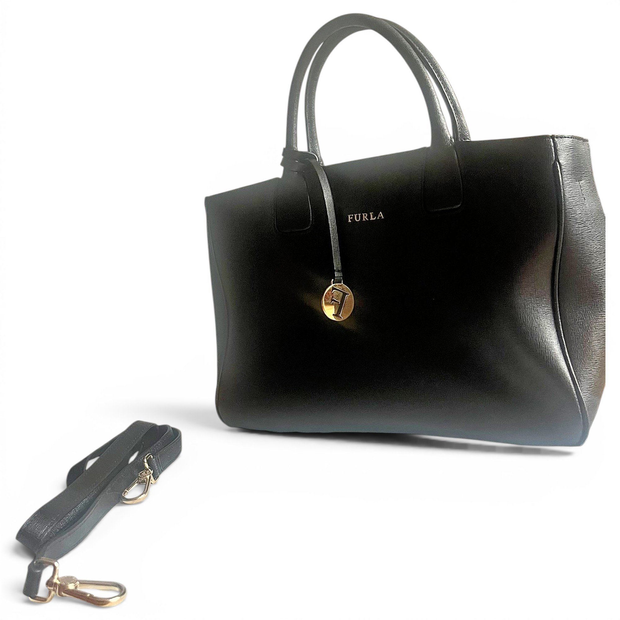 Leather handbag