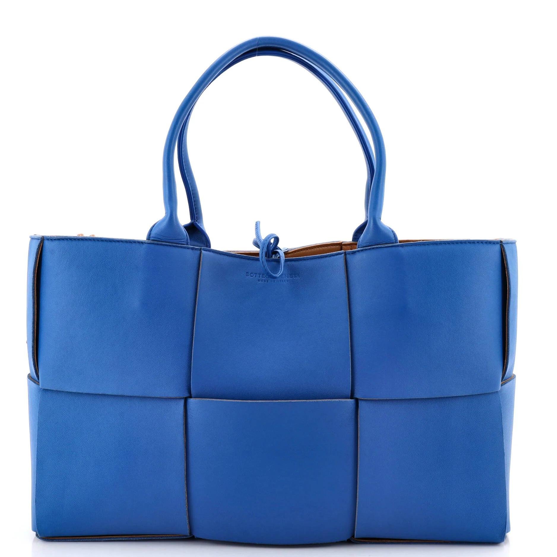 Bottega Veneta Leather tote