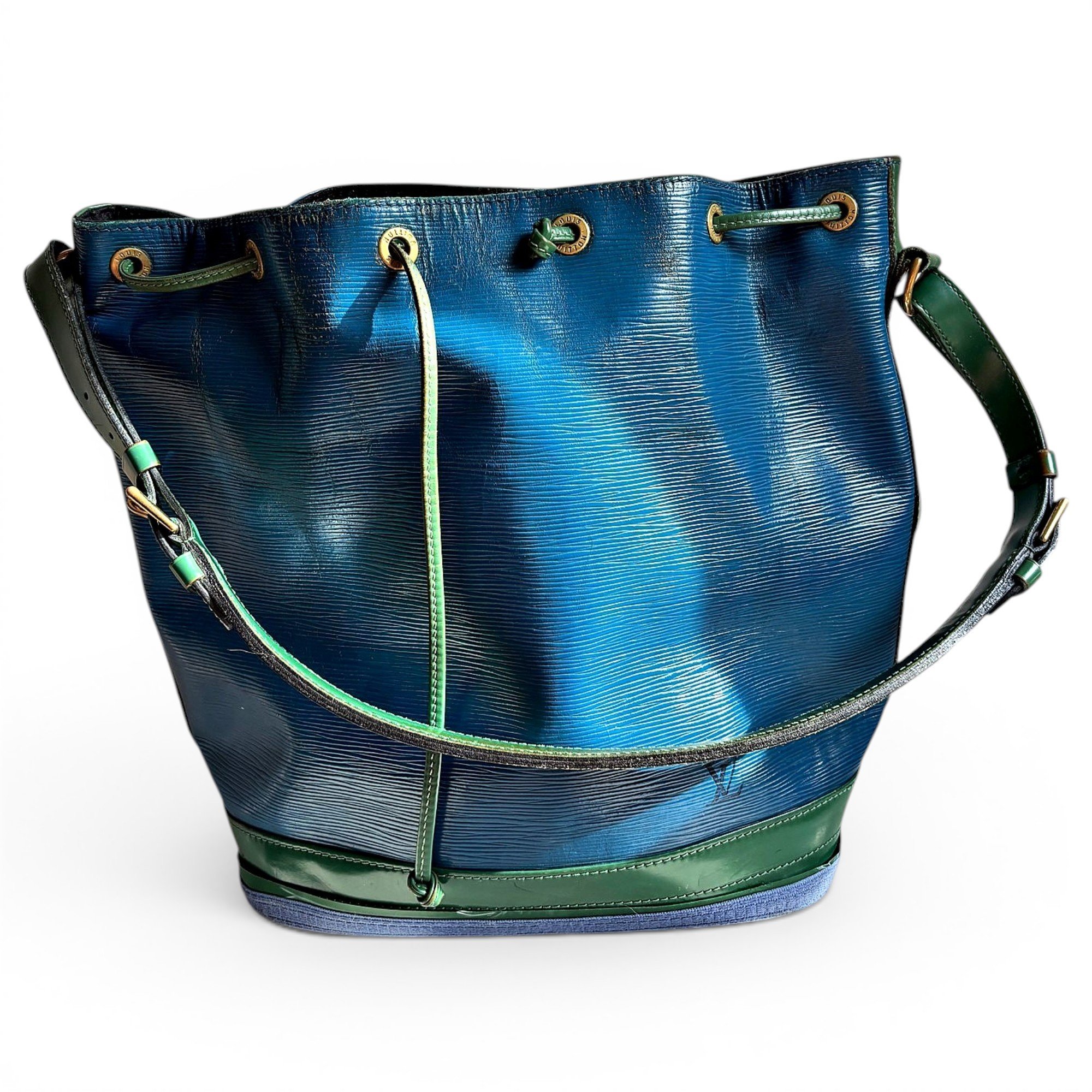 Noé leather handbag