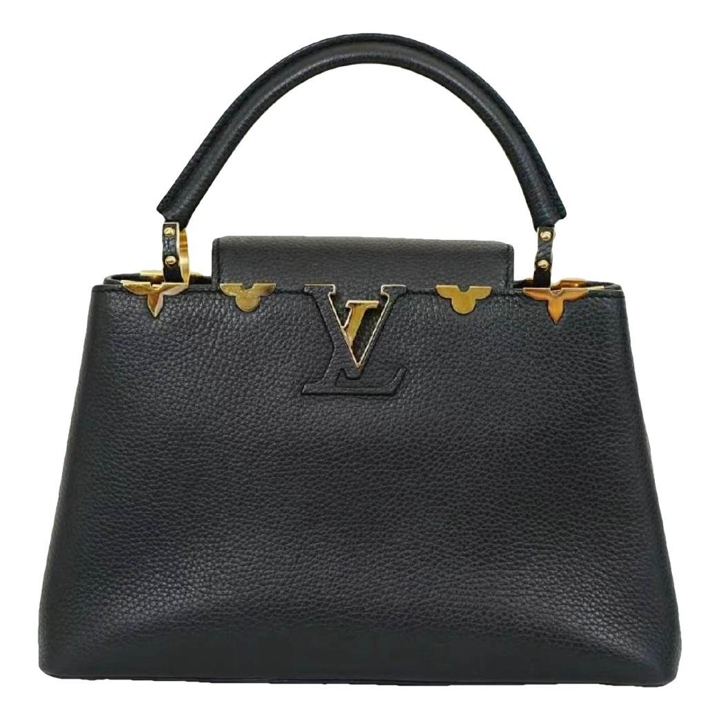 Capucines leather handbag