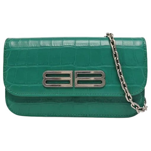 BB chain leather crossbody bag