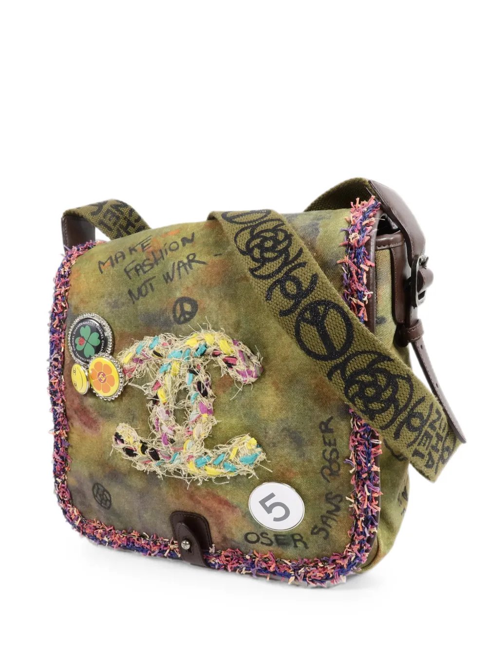 Graffiti On The Pavements CC shoulder bag