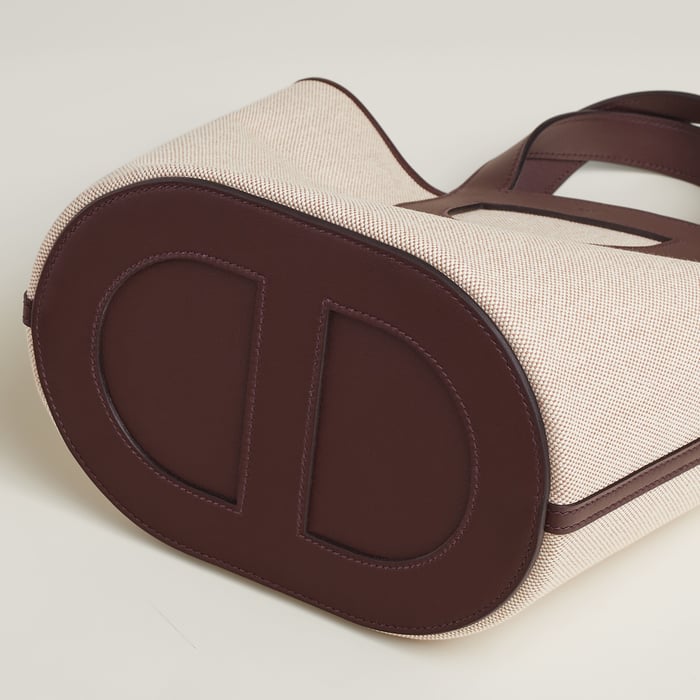 Hermès In-the-loop 23 백