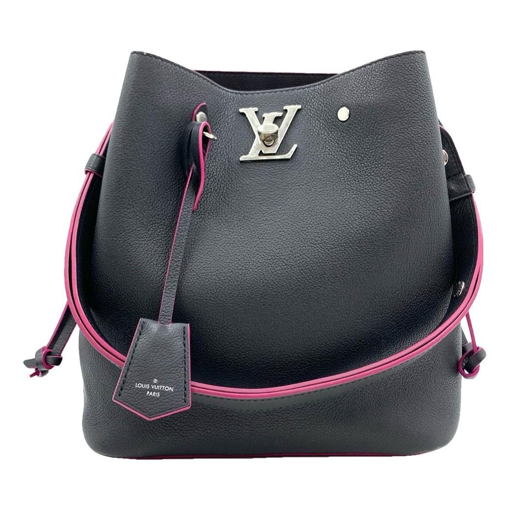 Lockme Bucket leather handbag