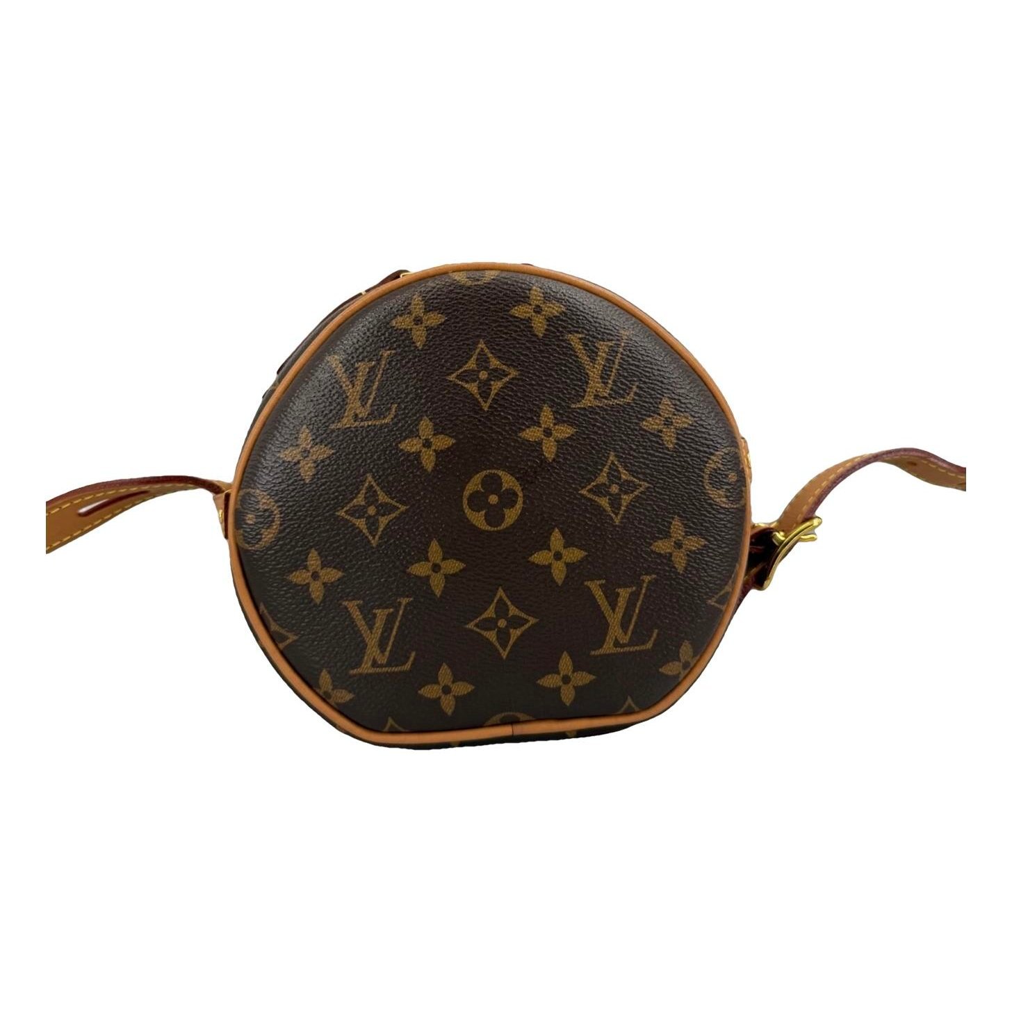 Boîte chapeau souple leather handbag