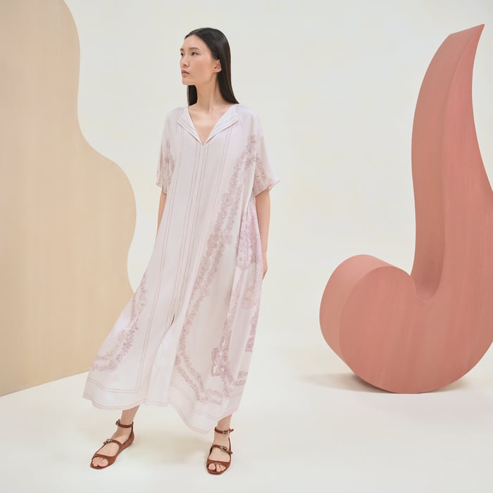 Rose Pâle "Brides De Gala Et En Fleurs" Caftan