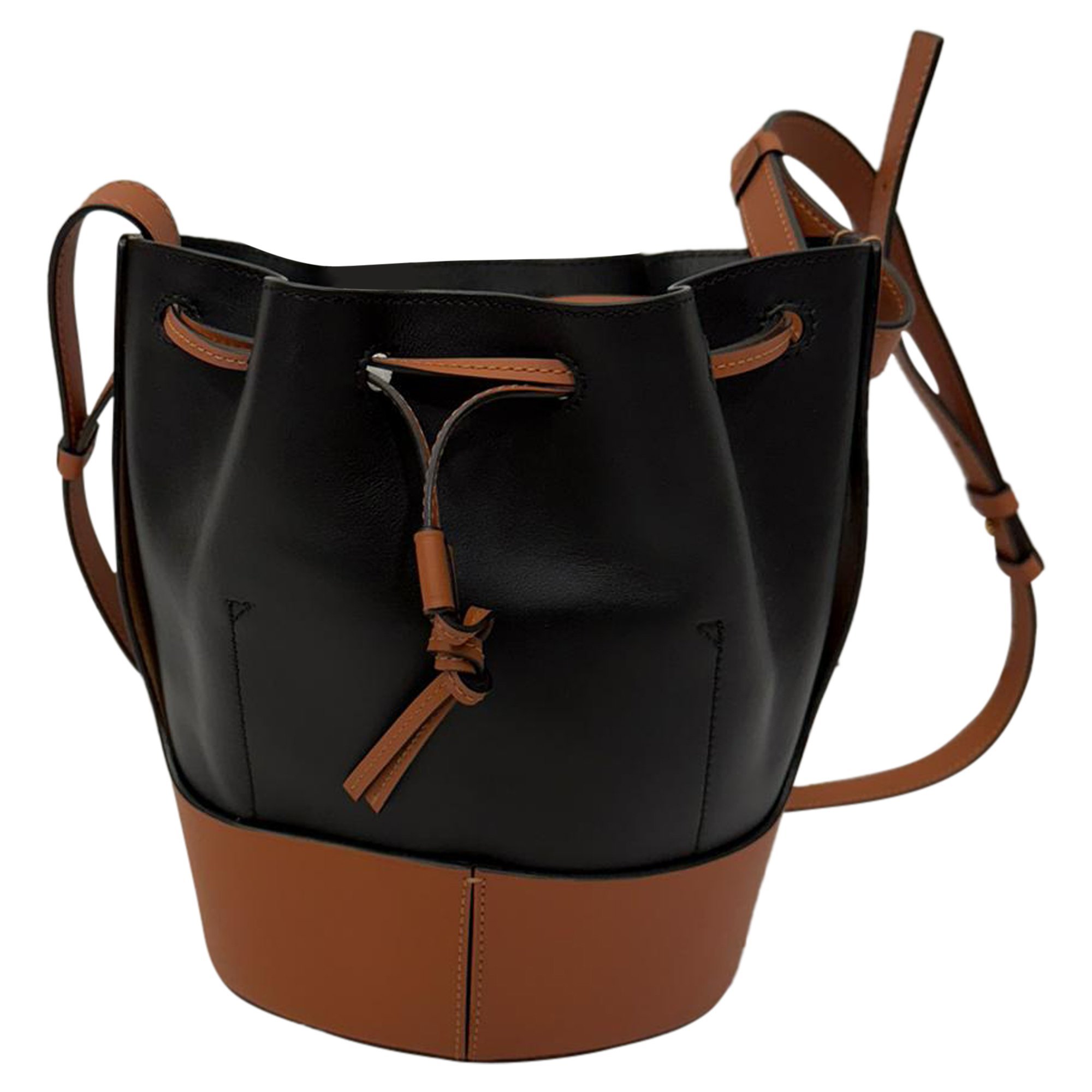Balloon leather handbag