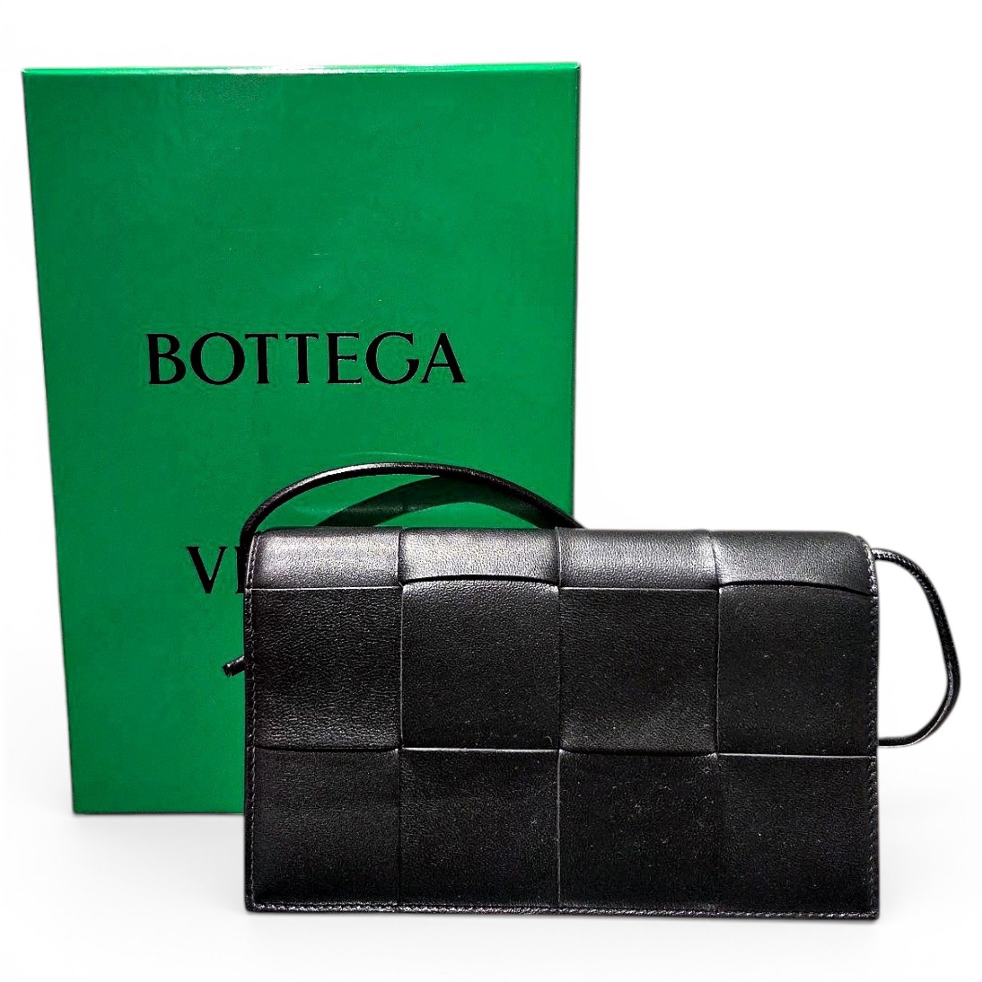 Bottega Veneta Cassette leather crossbody bag
