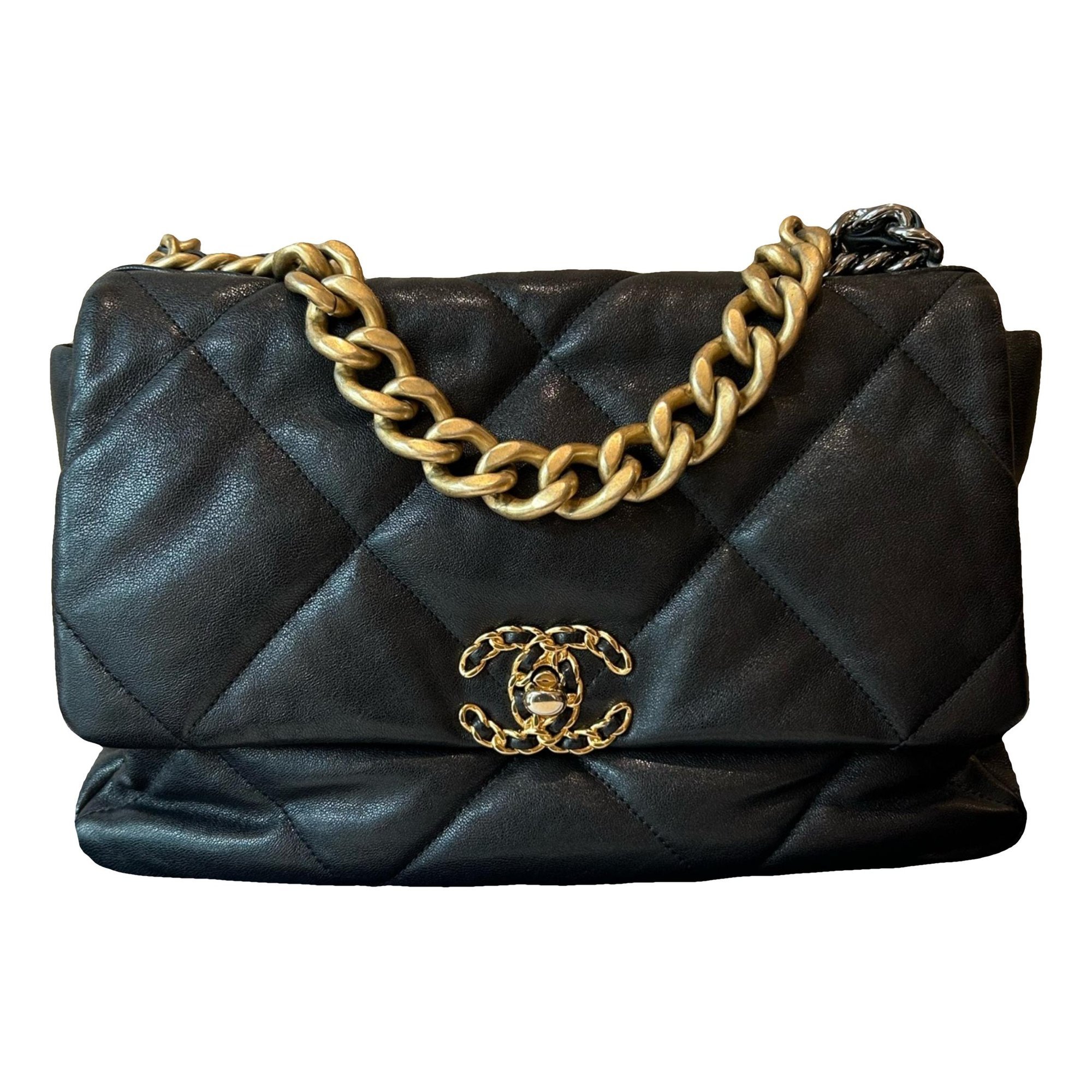 Chanel 19 leather handbag