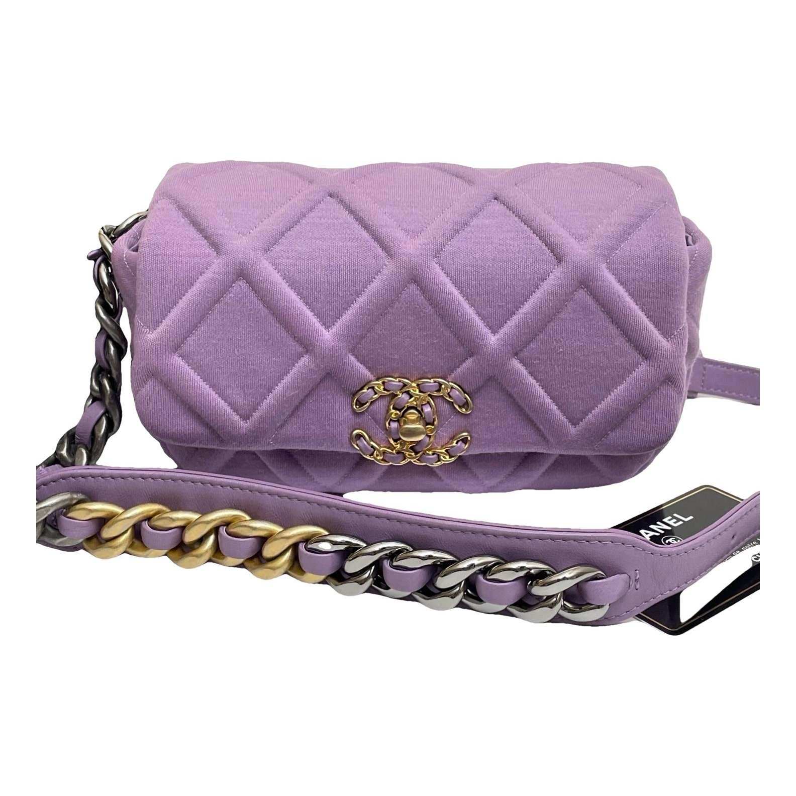 Chanel 19 cloth handbag