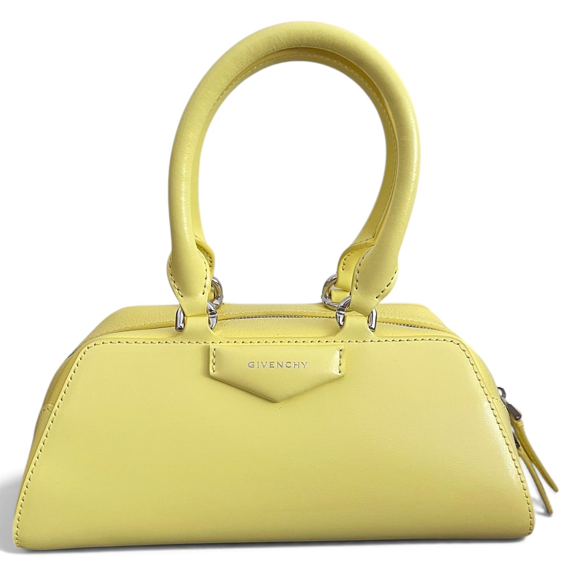 Givenchy Antigona leather handbag