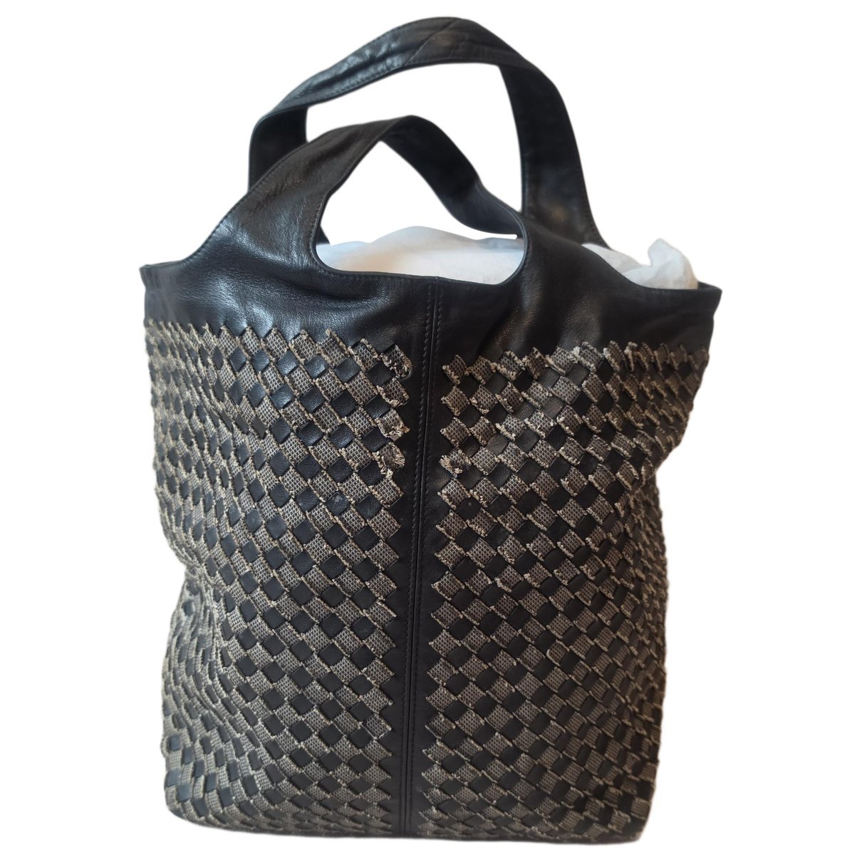 Leather handbag
