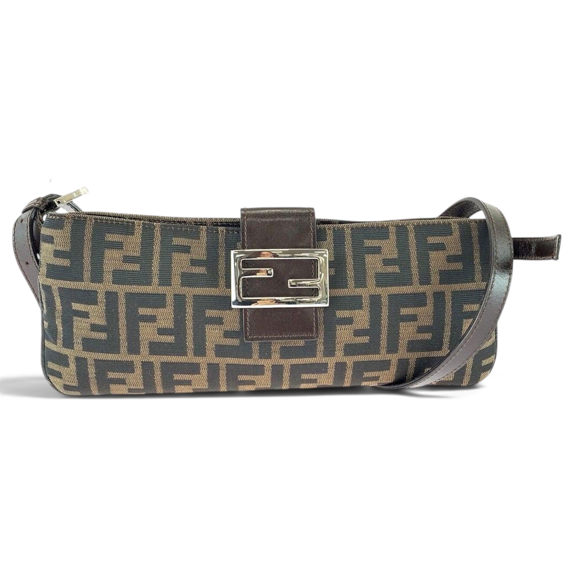 Pocket leather handbag