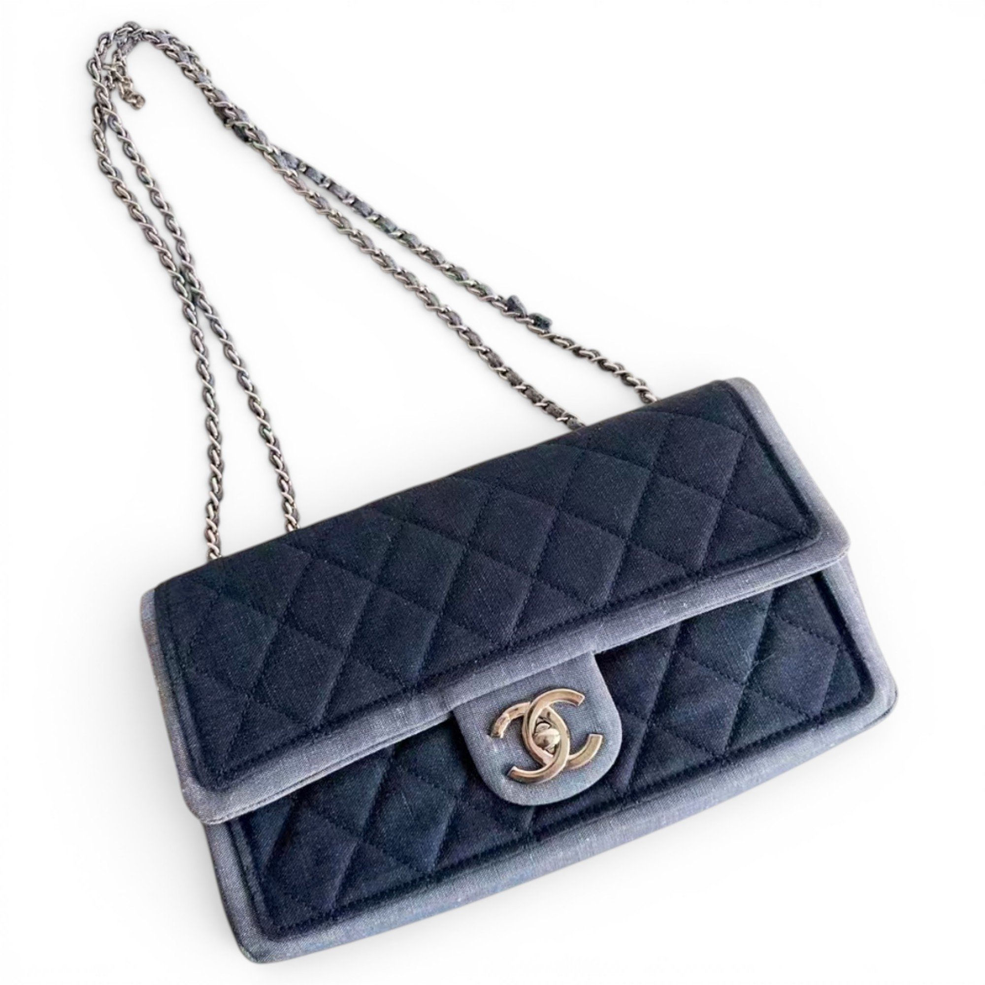 Timeless/Classique leather crossbody bag