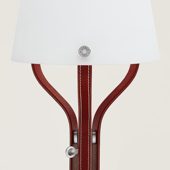 Rouge H Harnais Bedside Lamp