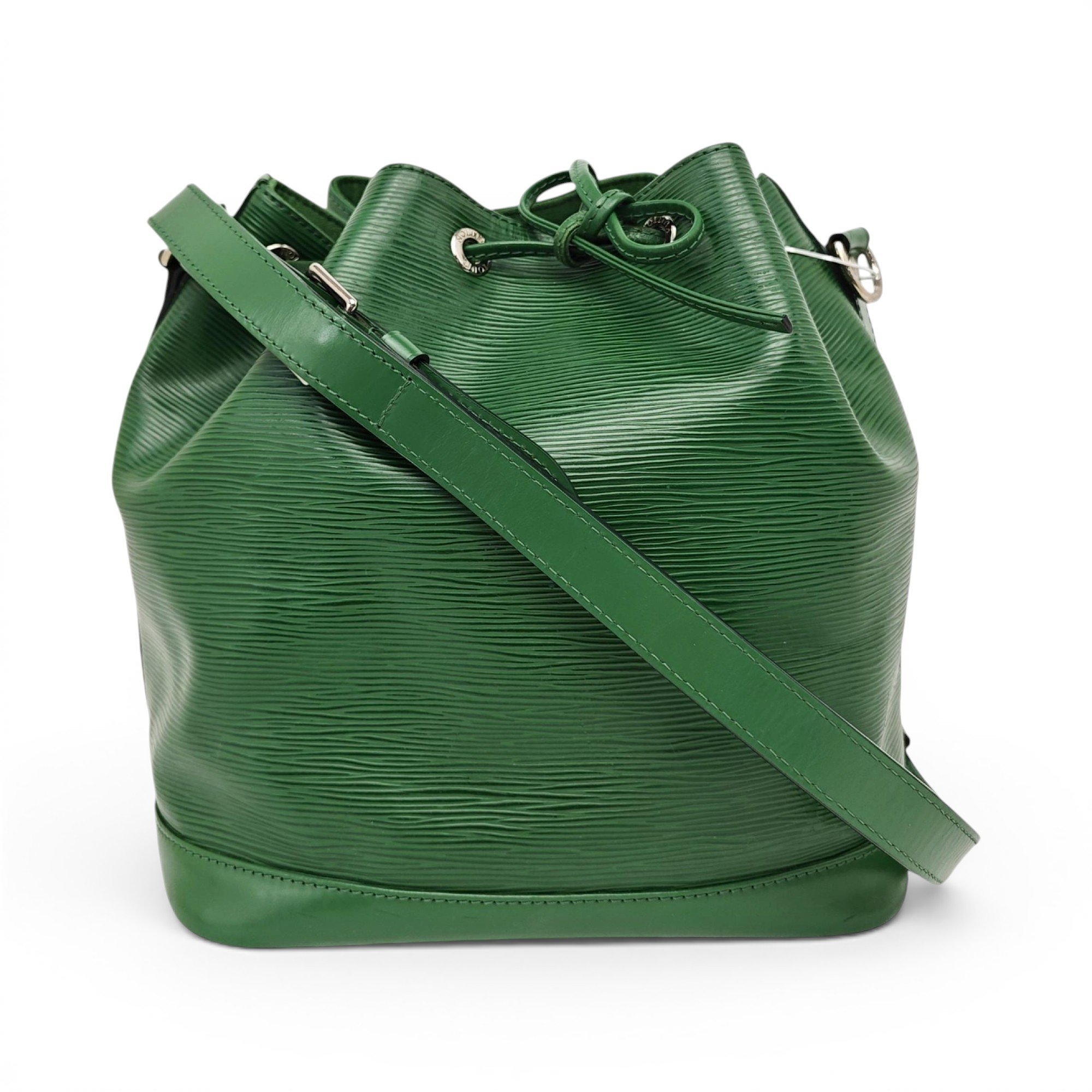 Noé leather handbag